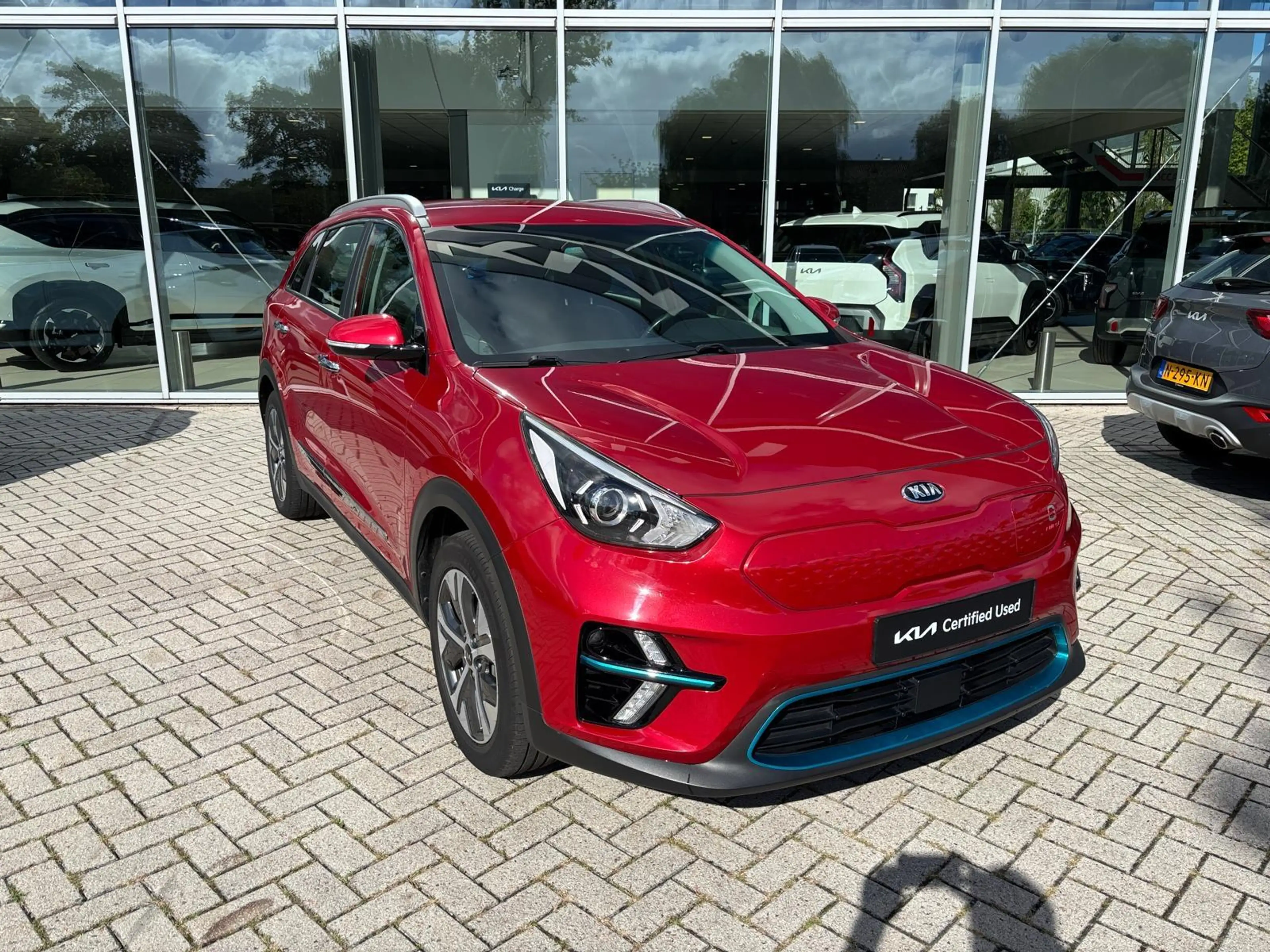Kia e-Niro DynamicLine 64 kWh Trekhaak — photo 2