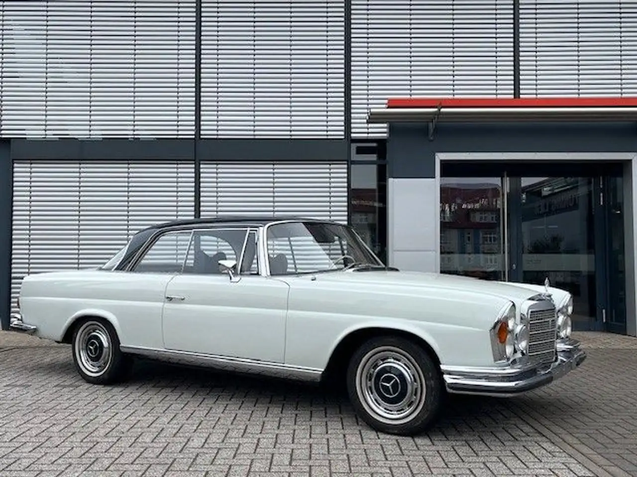 Mercedes-Benz 280 SE Coupe 3,5 V8 W111 dt.Fahrzeug, foto 5