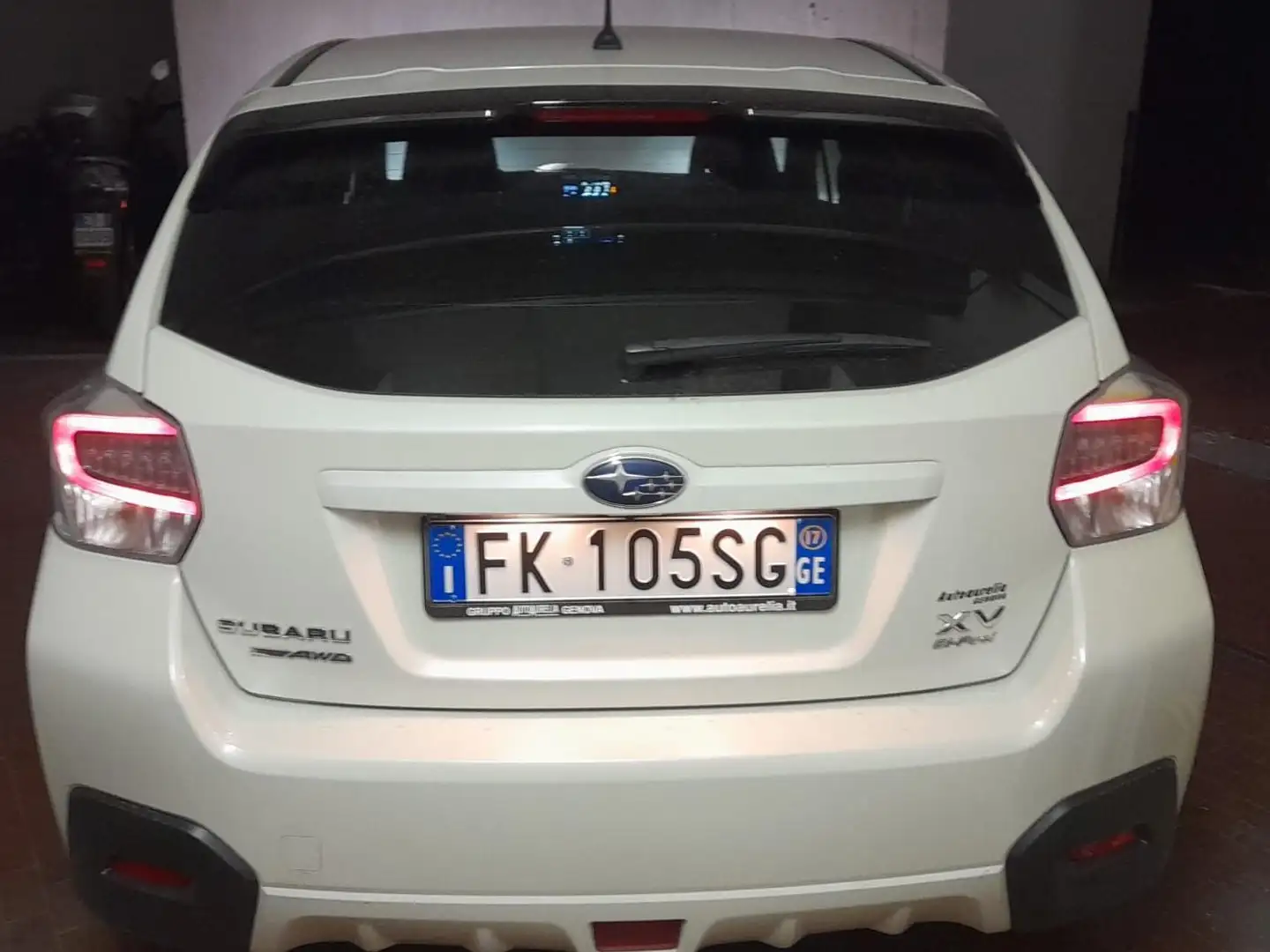 Subaru XV XV 2.0i Style bi-fuel lineartronic my16 Biały - 1