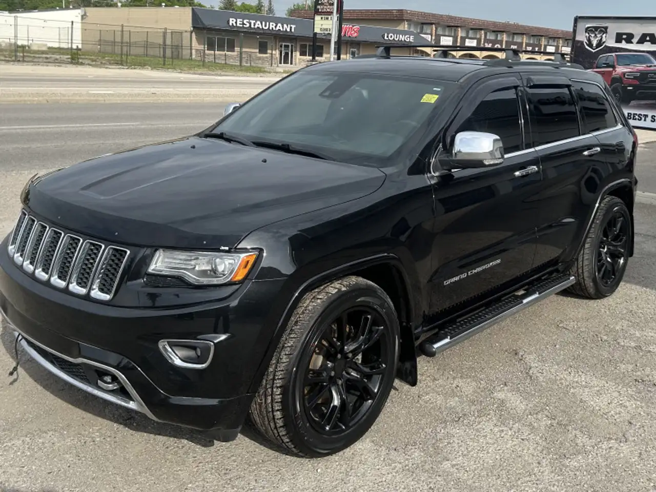 Jeep Grand Cherokee снимка Jeep Grand Cherokee