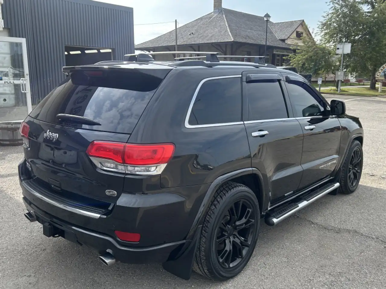 Jeep Grand Cherokee снимка Jeep Grand Cherokee
