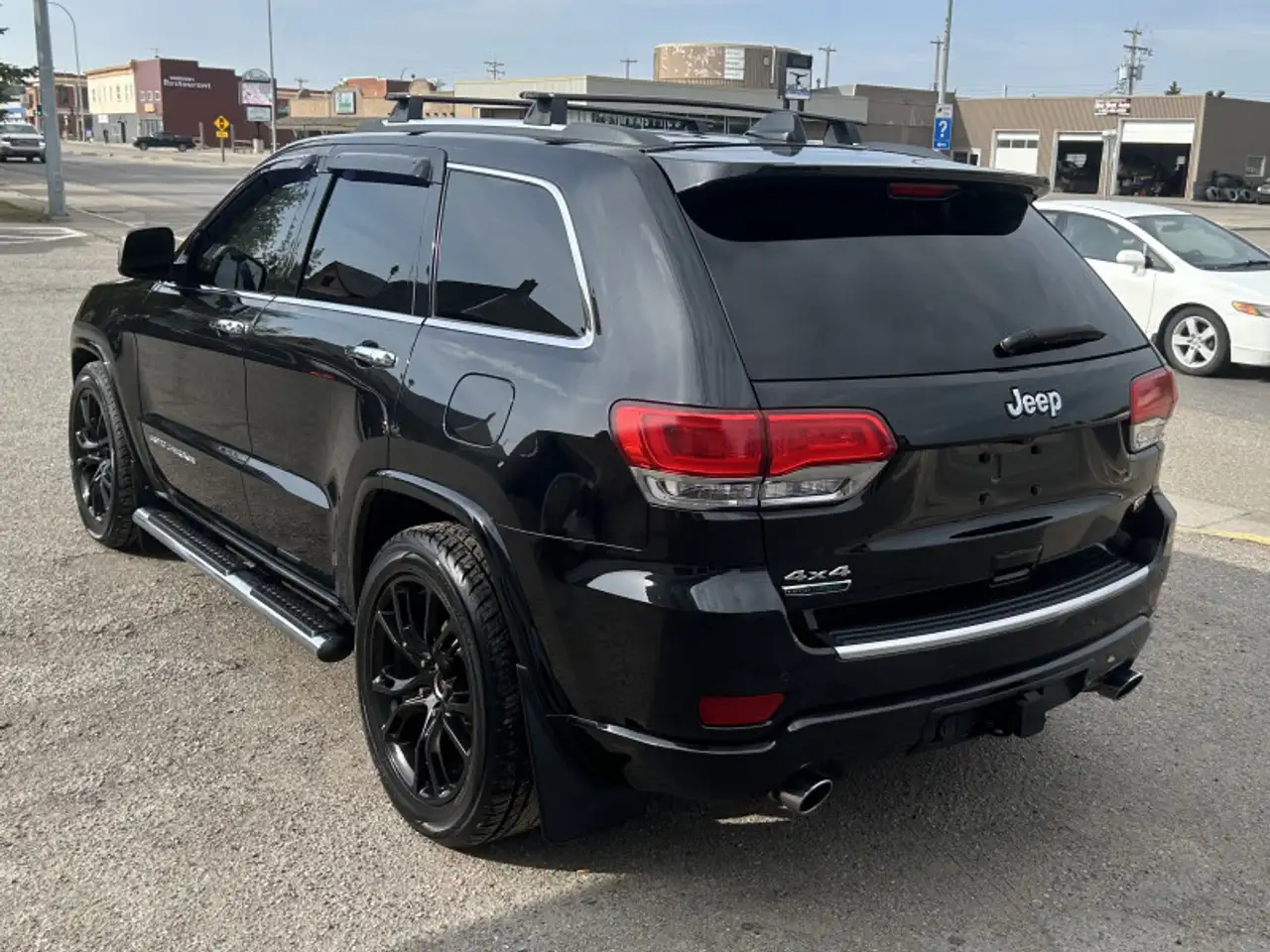 Jeep Grand Cherokee снимка Jeep Grand Cherokee