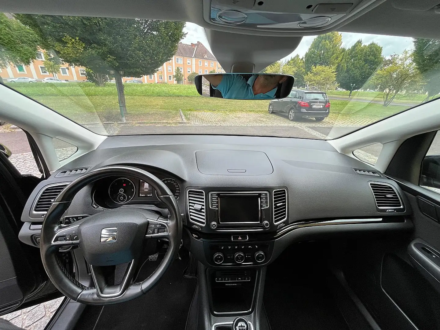 SEAT Alhambra Executive 2,0 TDI, ISOFIX, Multifunktionslederl... Nero - 2