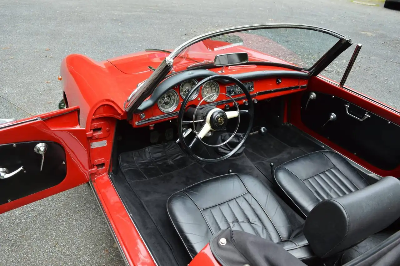 Alfa Romeo Giulietta Spider Veloce, foto 12