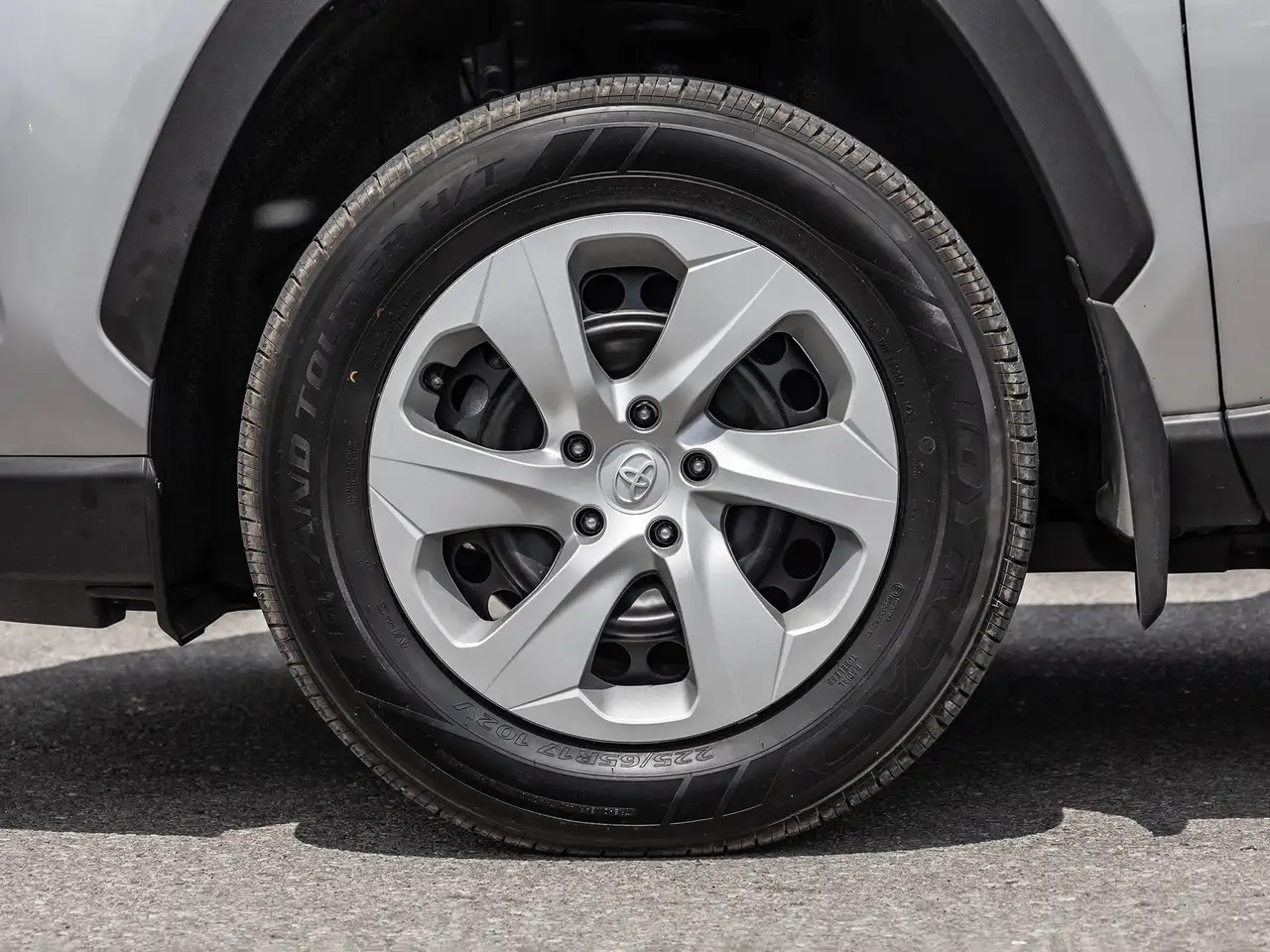 Toyota RAV 4 снимка Toyota RAV 4
