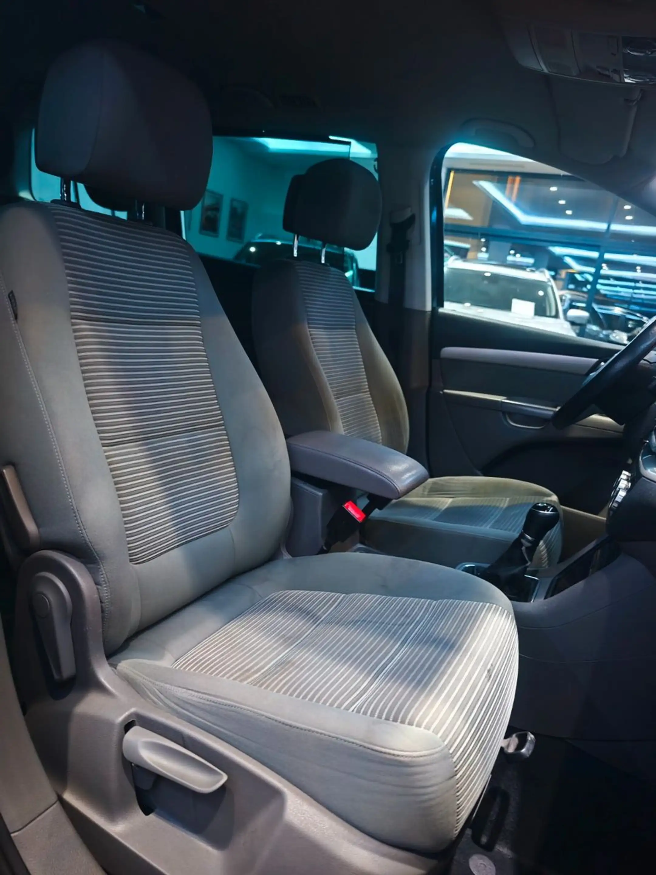SEAT Alhambra Style Allrad SHZ PDC 4x4 AHK — photo 9