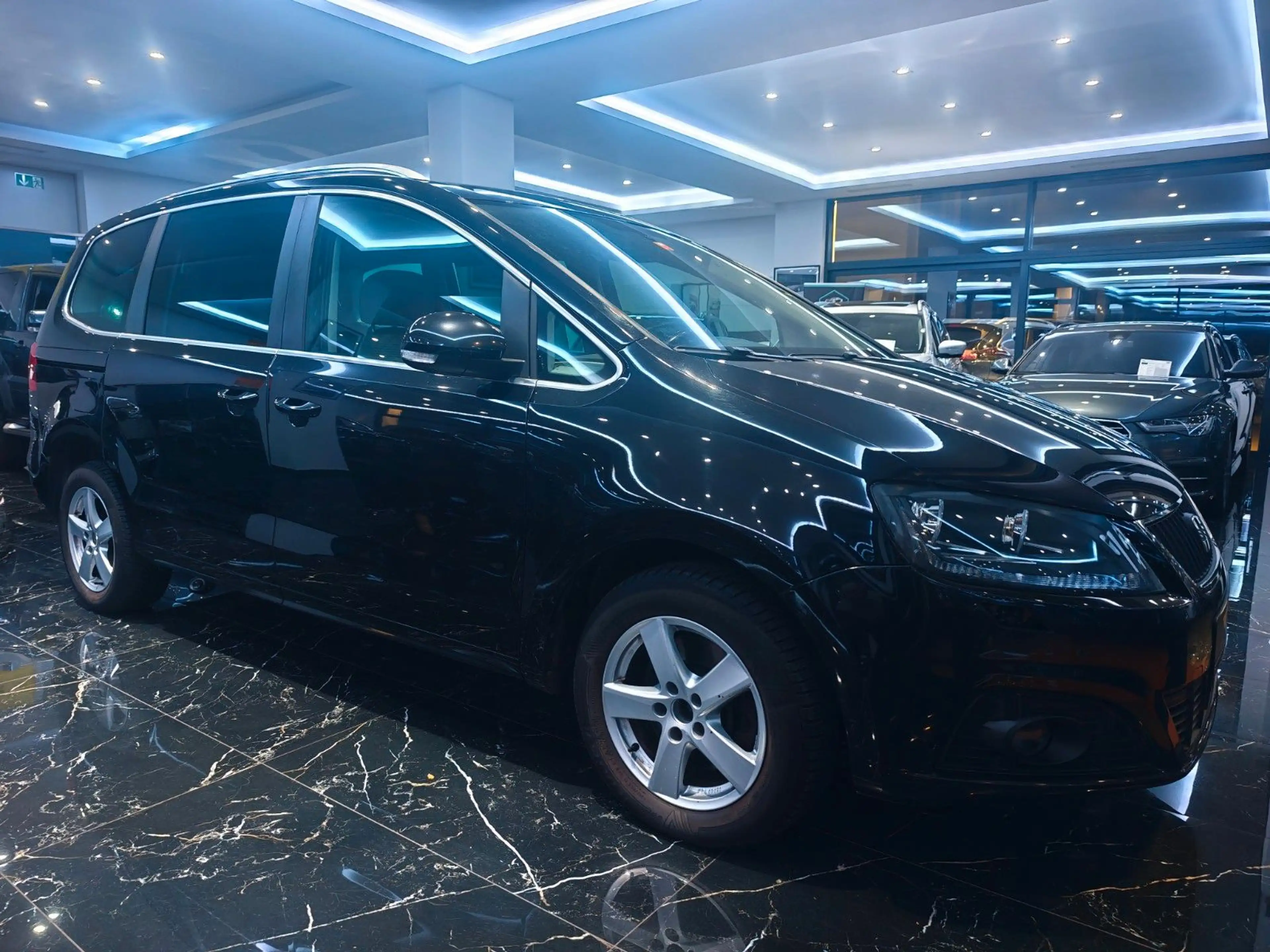 SEAT Alhambra Style Allrad SHZ PDC 4x4 AHK — photo 6