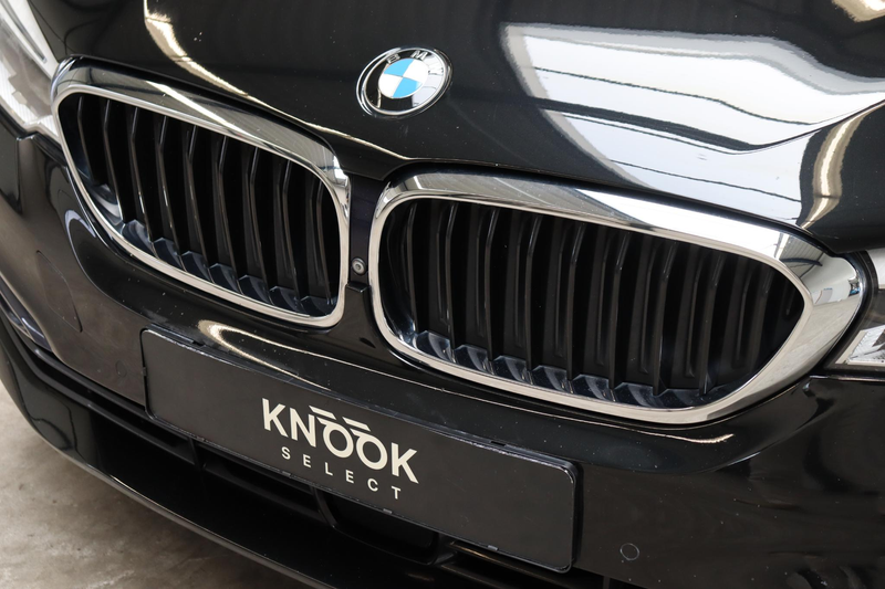 BMW 530 5-serie Touring 530i xDrive High Executive Sport L — photo 12
