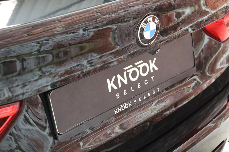 BMW 530 5-serie Touring 530i xDrive High Executive Sport L — photo 8