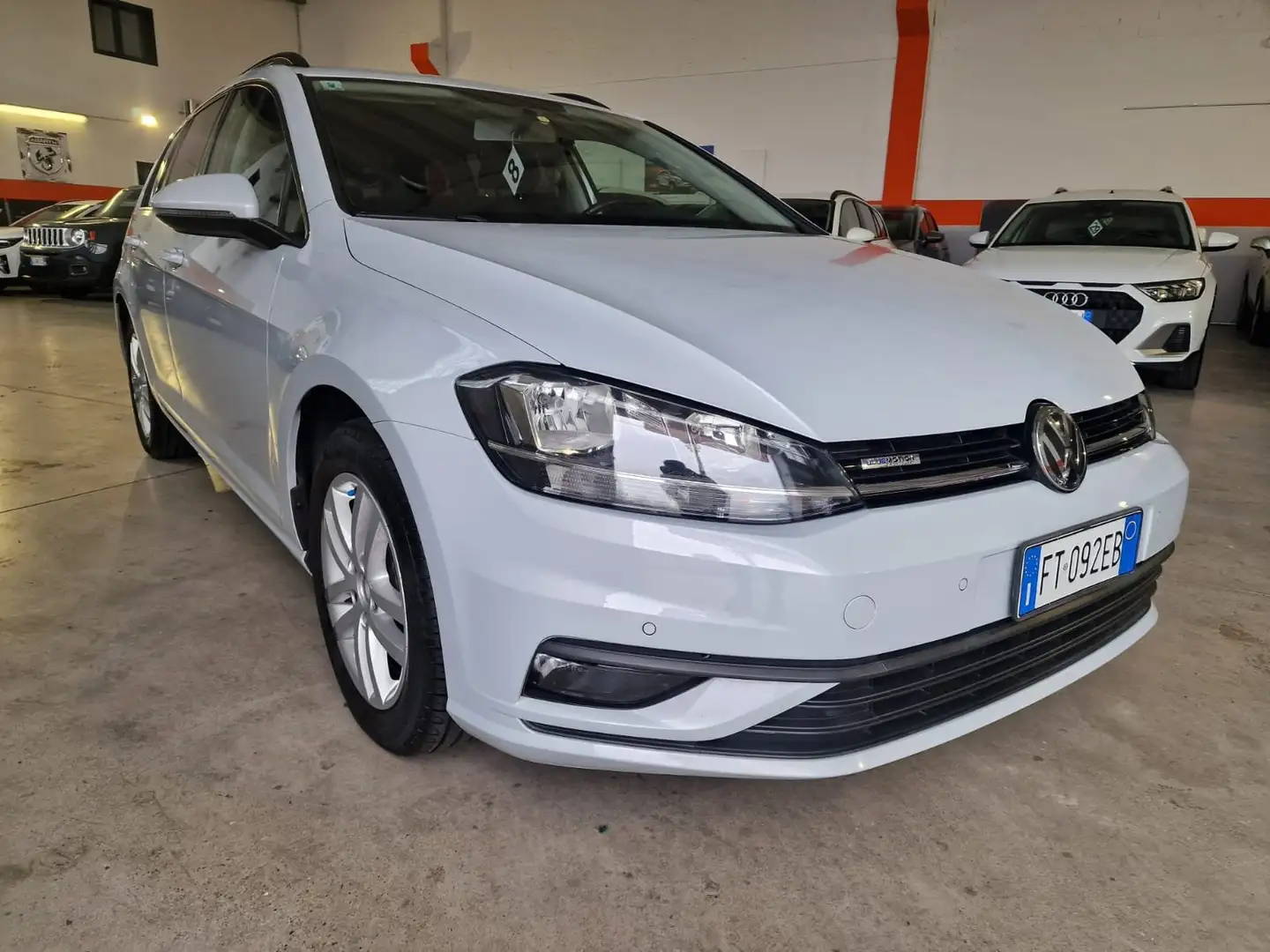 Volkswagen Golf Variant Golf VII 2017 Variant 1.0 tsi Business 110cv Bianco - 1