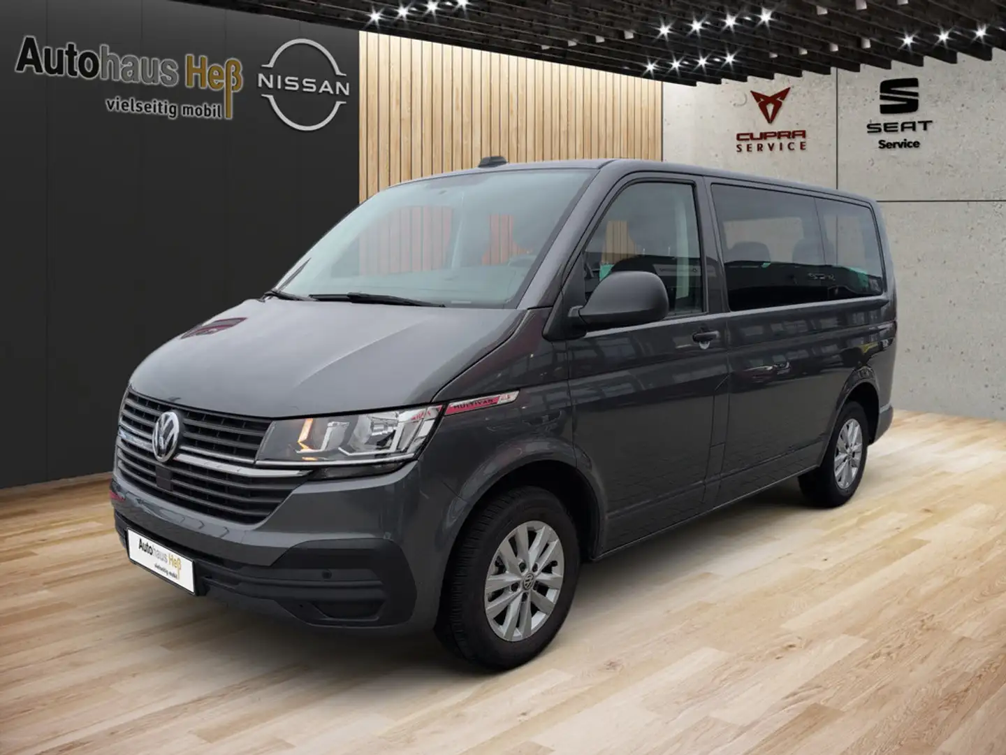 Volkswagen T6.1 Multivan 2.0 TDI DSG*7-Sitz*AHK*Standh.*Navi Grau - 1