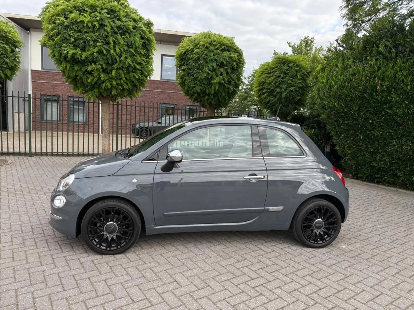 Fiat 500 1.2 (4 cil.) Star, Apple CarPlay, Clima, Cruise Co Grijs - 2