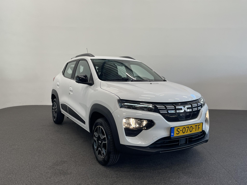 Dacia Spring Essential 27 kWh Airco — photo 3
