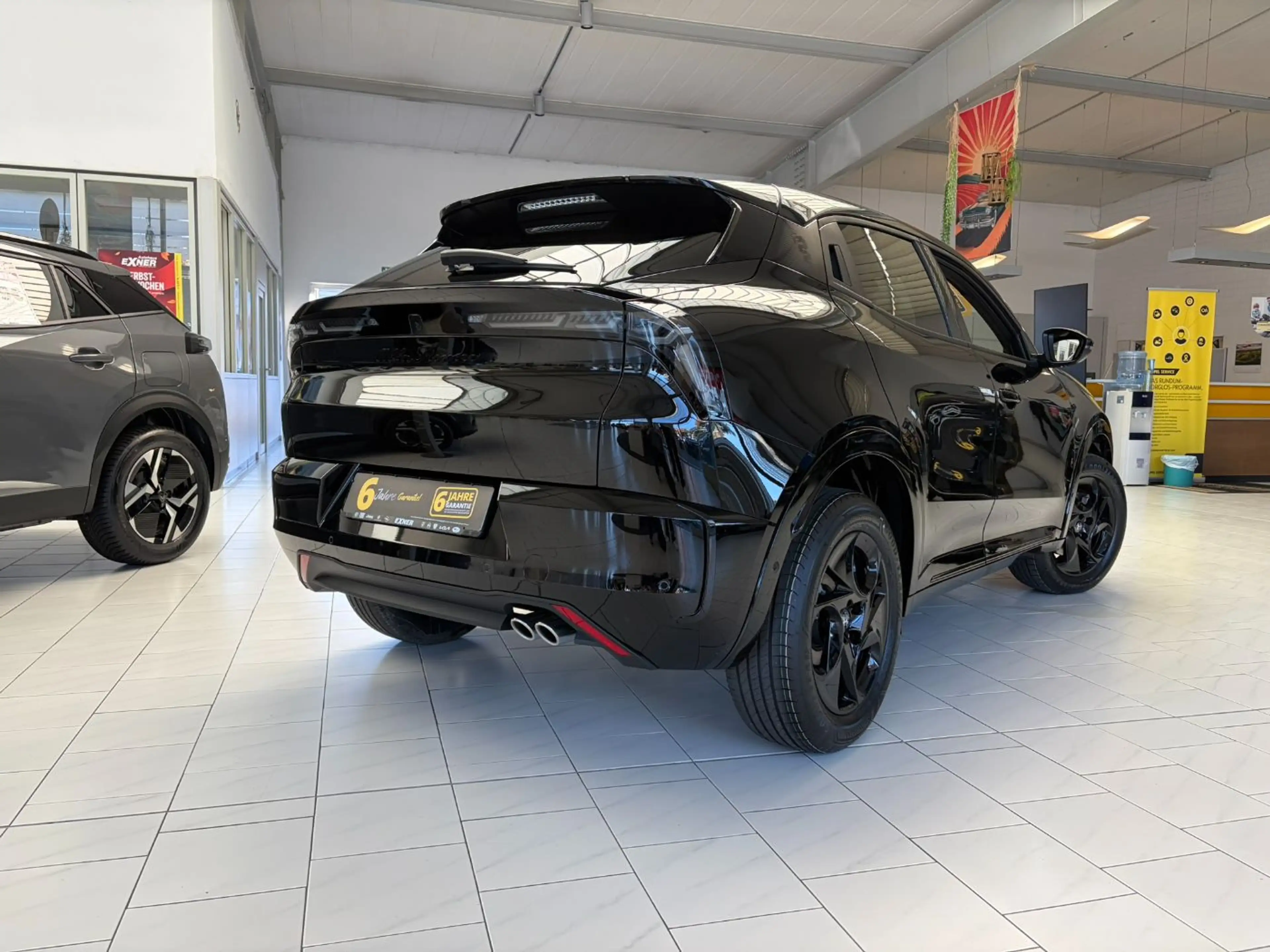 Alfa Romeo Junior Ibrida TI Navi, Matrix-LED-Scheinwerfer — photo 3