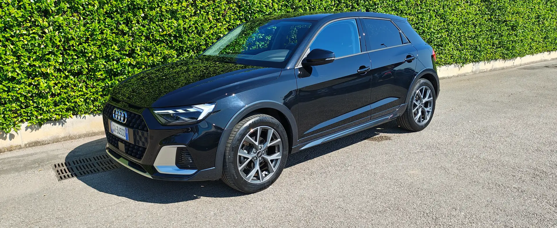 Audi A1 A1 Citycarver  30  Tfsi Identity  110cv S-tronic Nero - 1