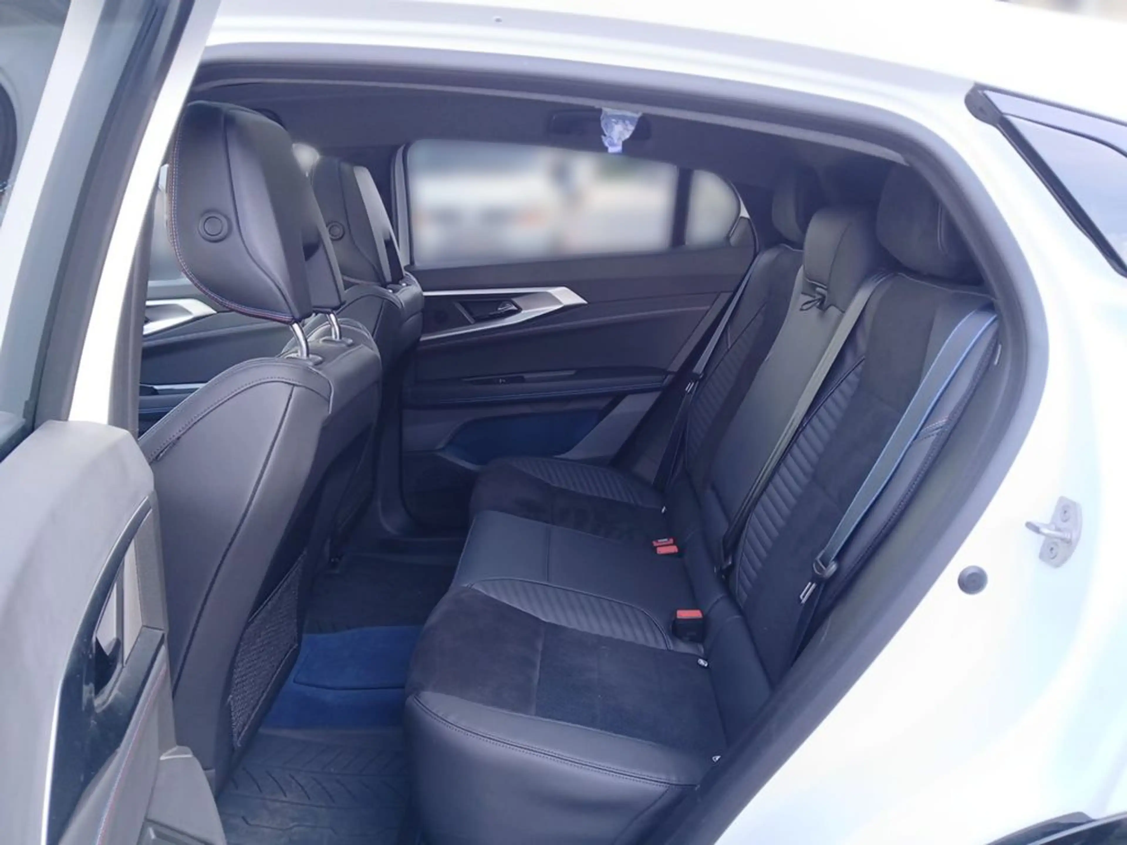 Renault Rafale RAFALE Atelier Alpine E-Tech Plug-in Hybrid 300 4x4 — photo 9