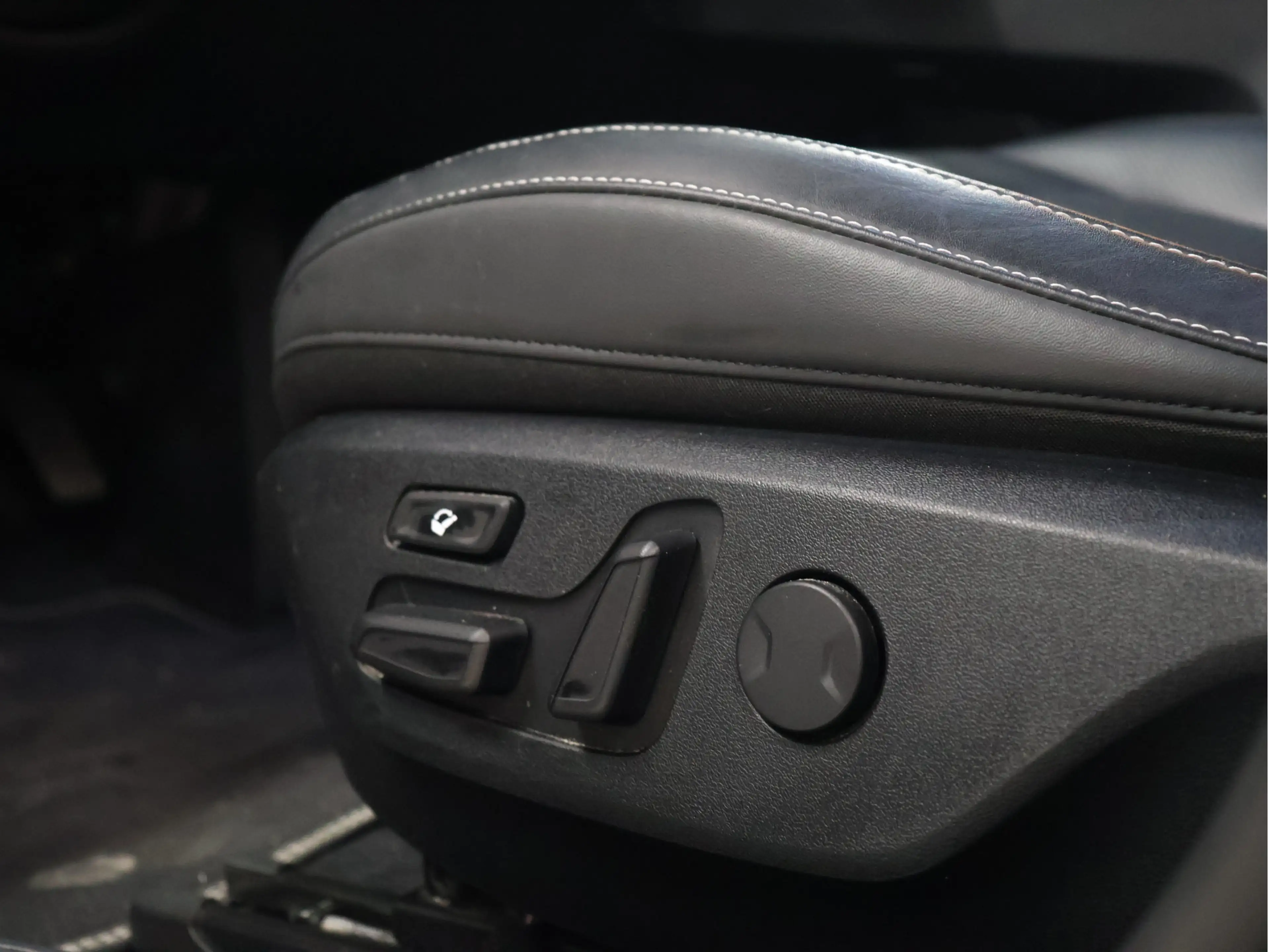 Kia EV6 Plus 77.4 kWh [TREKHAAK, APPLE CARPLAY, ANDROID, S — photo 13