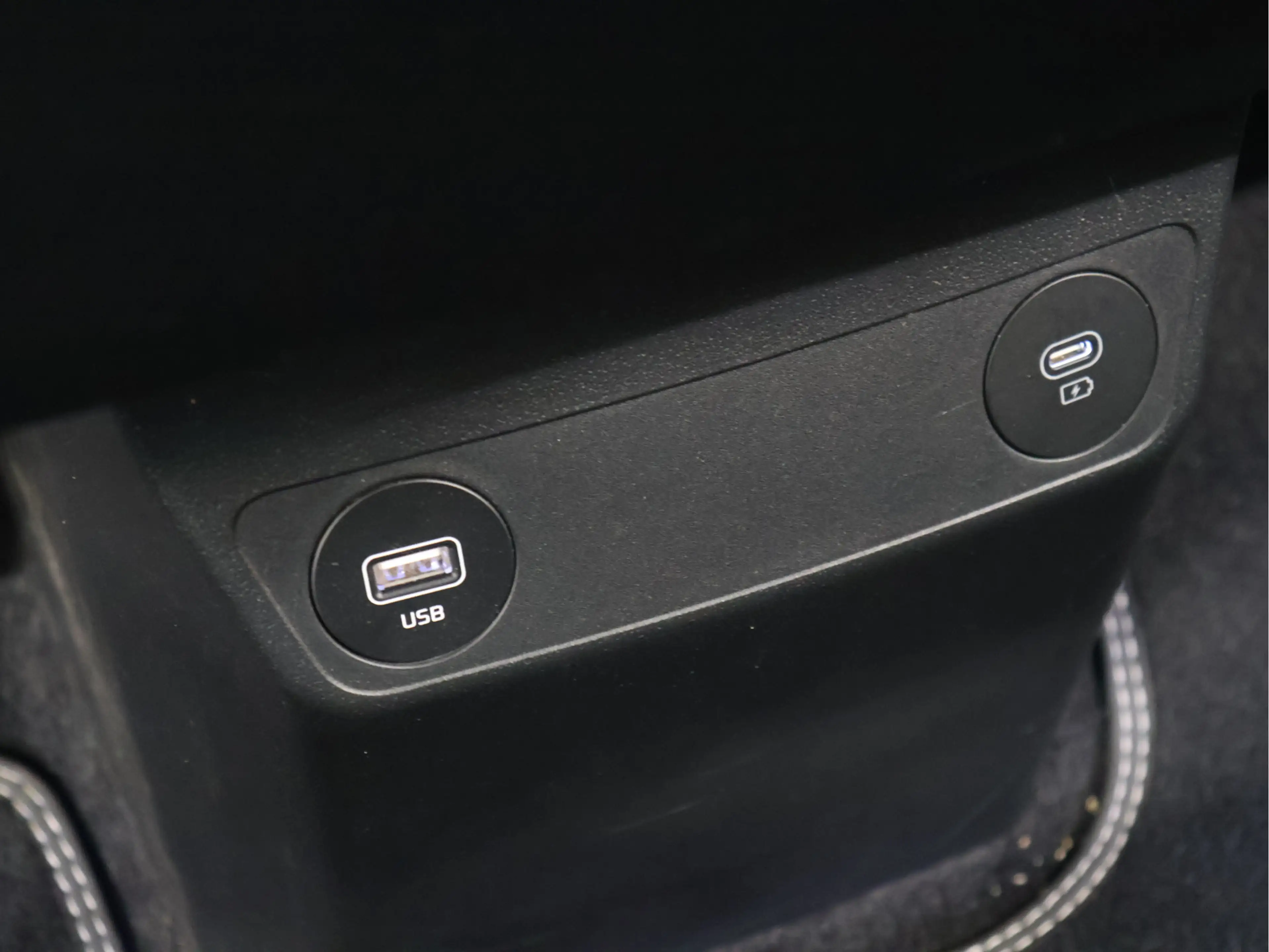 Kia EV6 Plus 77.4 kWh [TREKHAAK, APPLE CARPLAY, ANDROID, S — photo 28