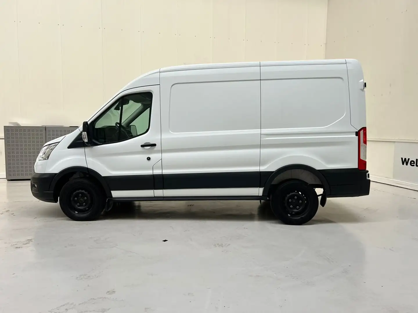 Ford Transit * Trend L2H2 - 15000km * Blanc - 2