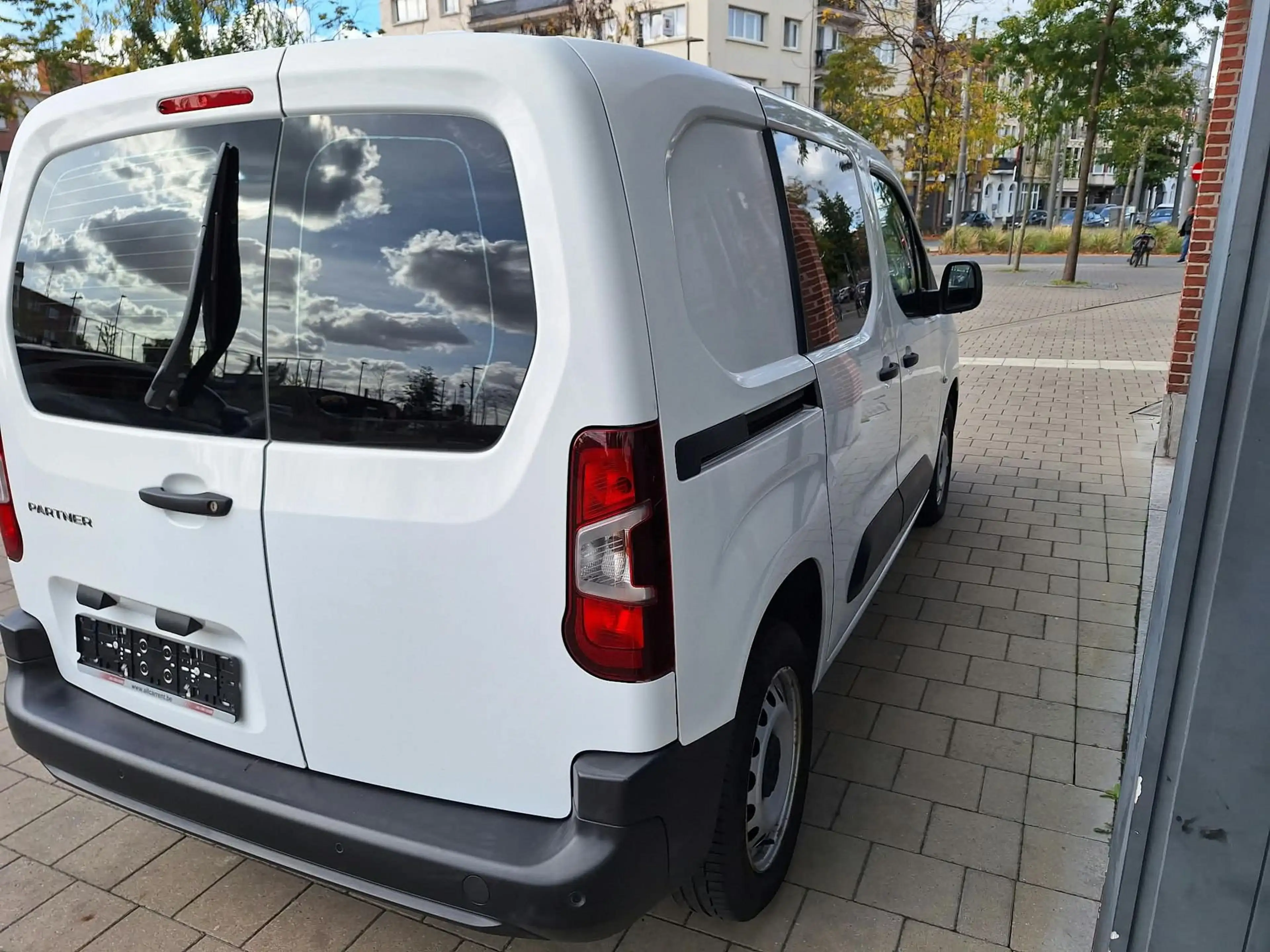 Peugeot Partner Standard L1 Heavy BlueHDI S/S Premium — photo 15