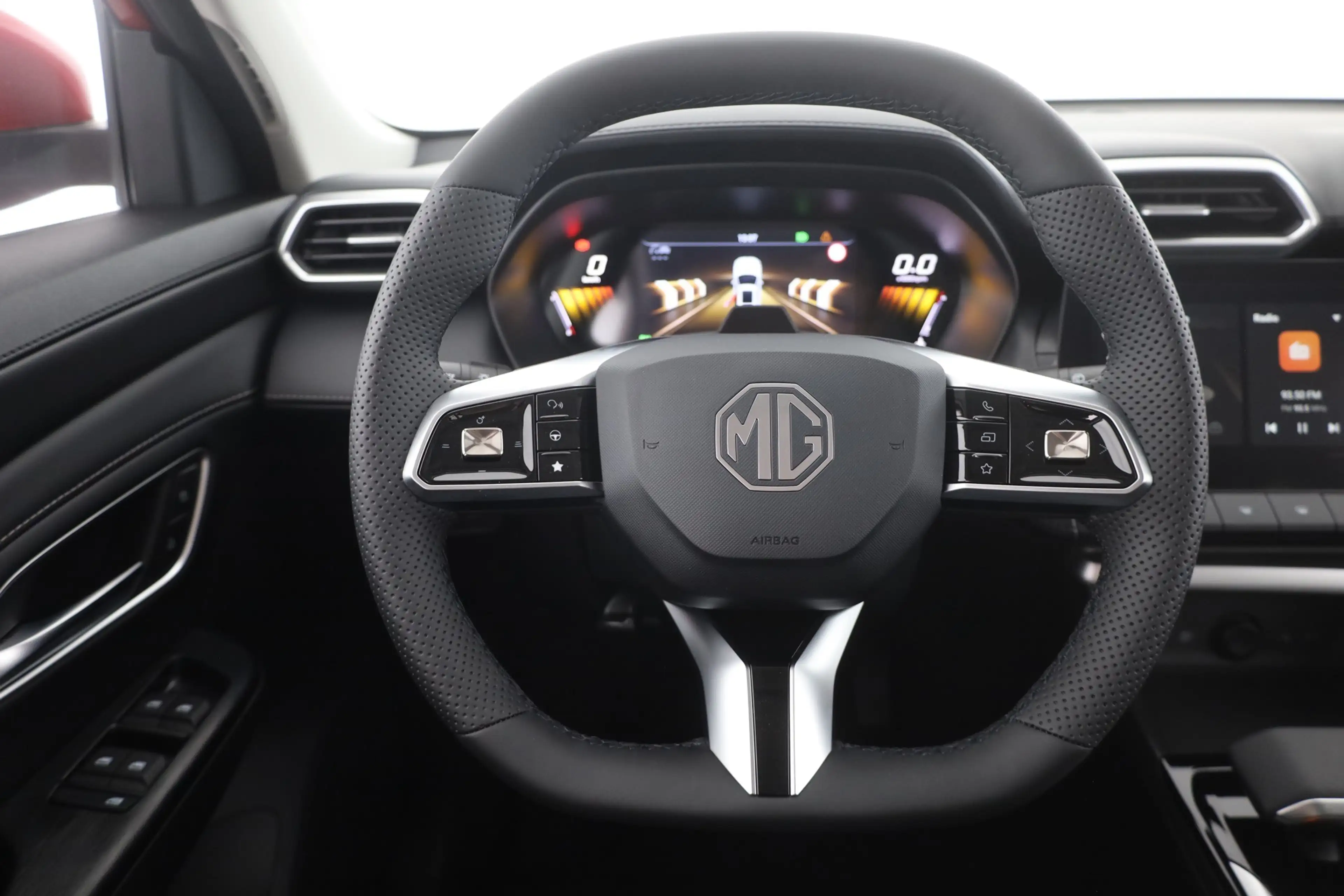 MG ZS 1.5 Hybrid Luxury Aut. LED ACC Navi 360° — photo 14