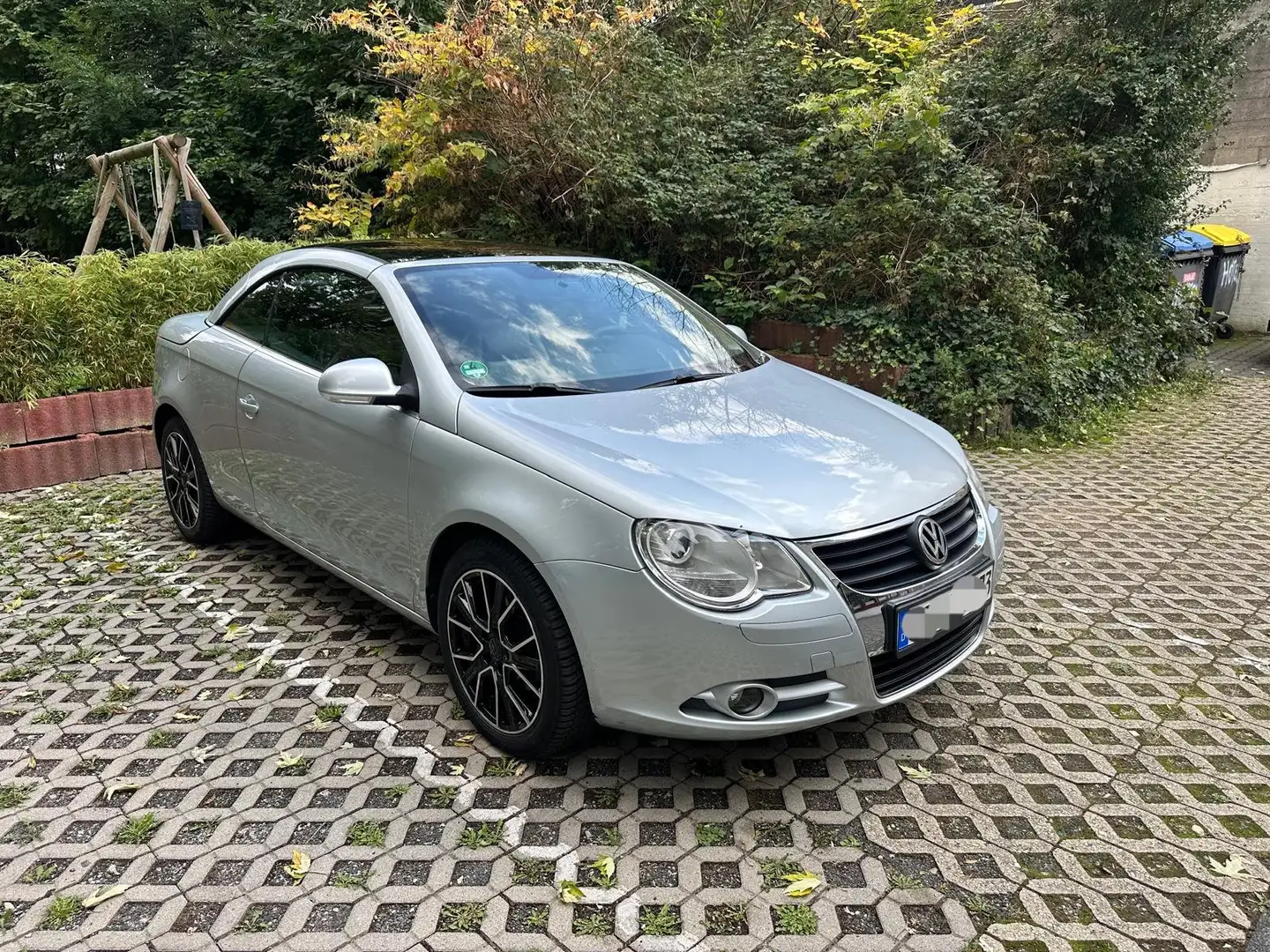 Volkswagen Eos 1.6 Cabro, Vollausstattug, Scheckheft Grau - 2