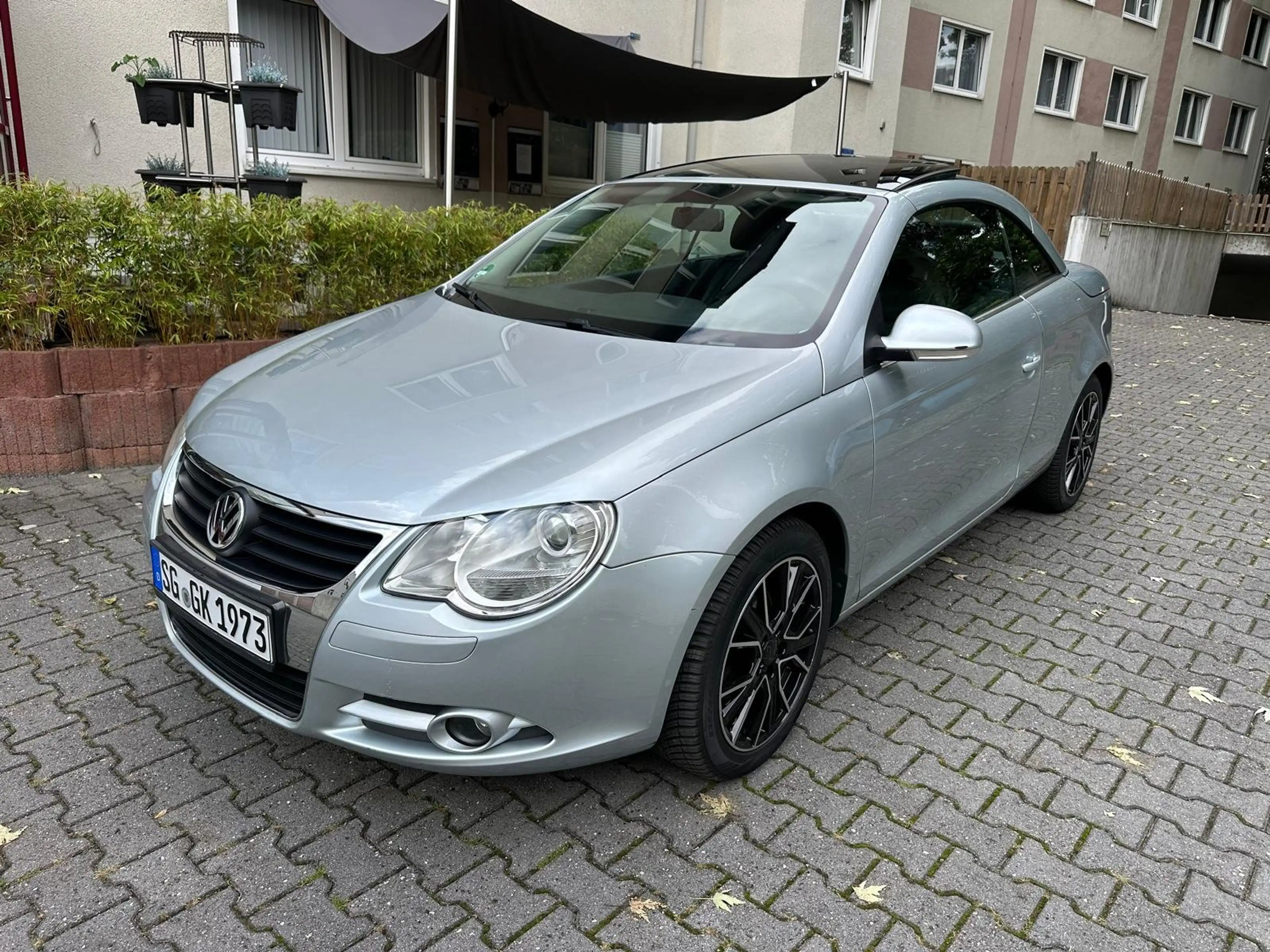 Volkswagen Eos 1.6 Cabro, Vollausstattug, Scheckheft — photo 15