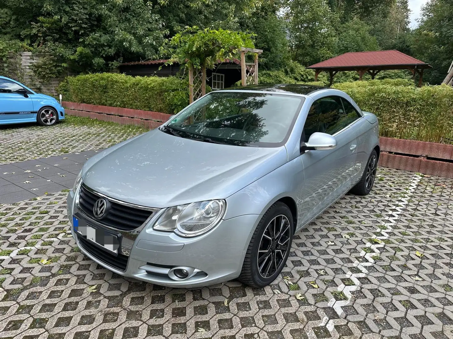 Volkswagen Eos 1.6 Cabro, Vollausstattug, Scheckheft Grau - 1