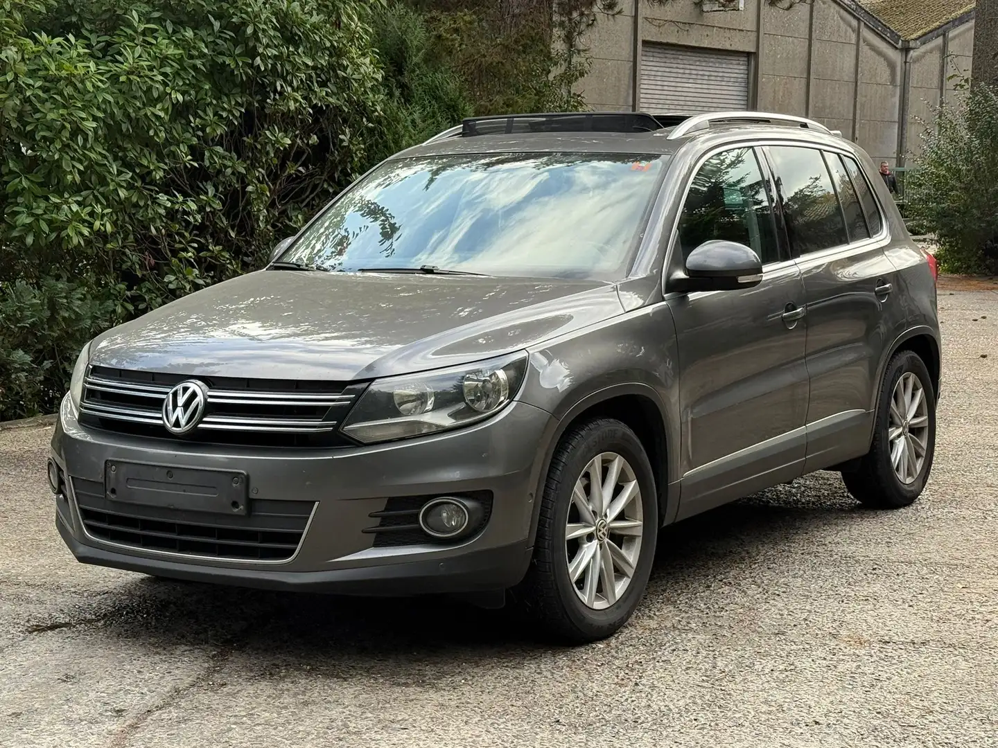 Volkswagen Tiguan Tiguan 2.0 CR TDi Sport Gris - 1