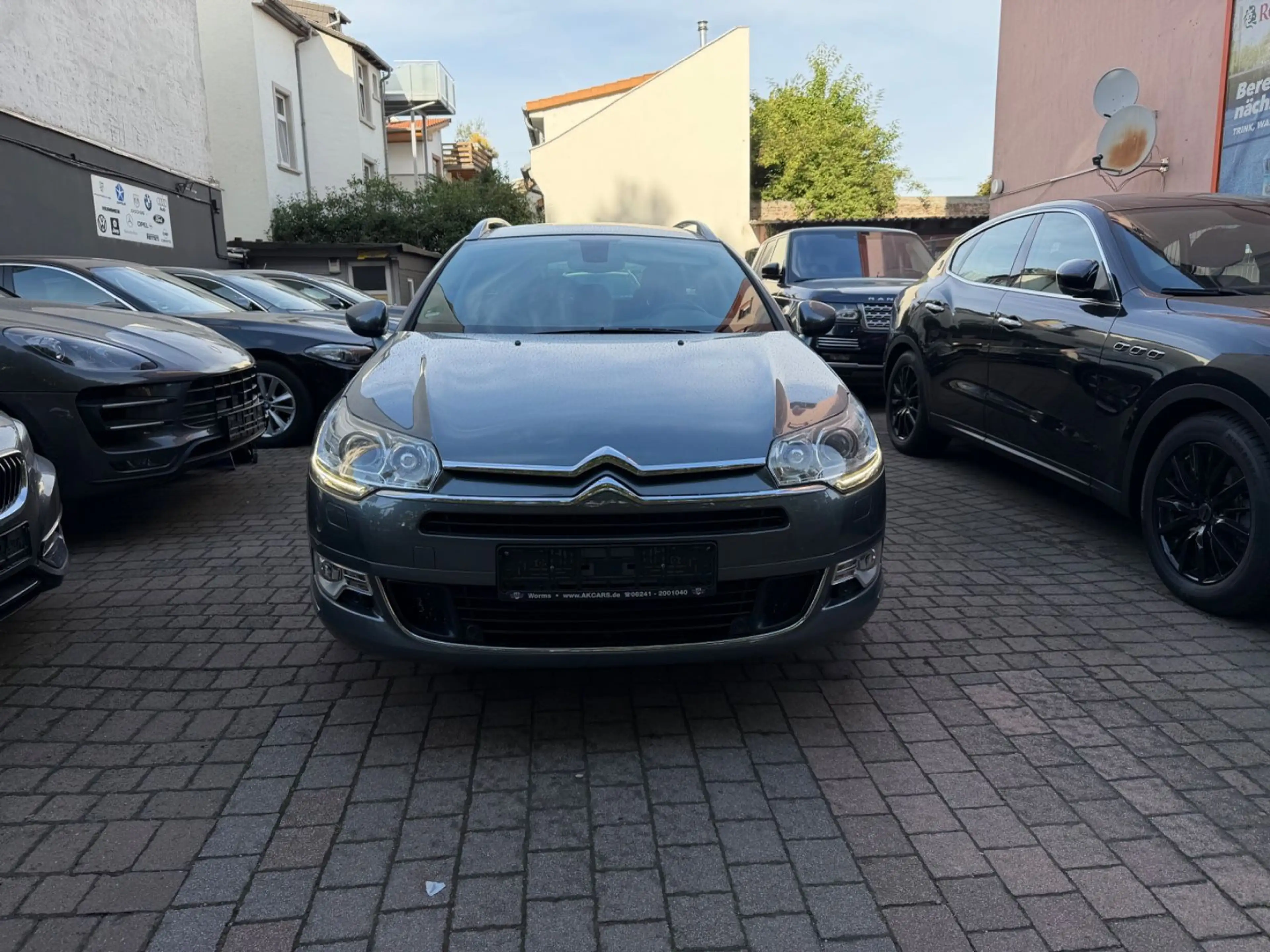 Citroen C5 Tourer Exclusive Bi-Xenon Leder Navi 2.Hand — photo 2