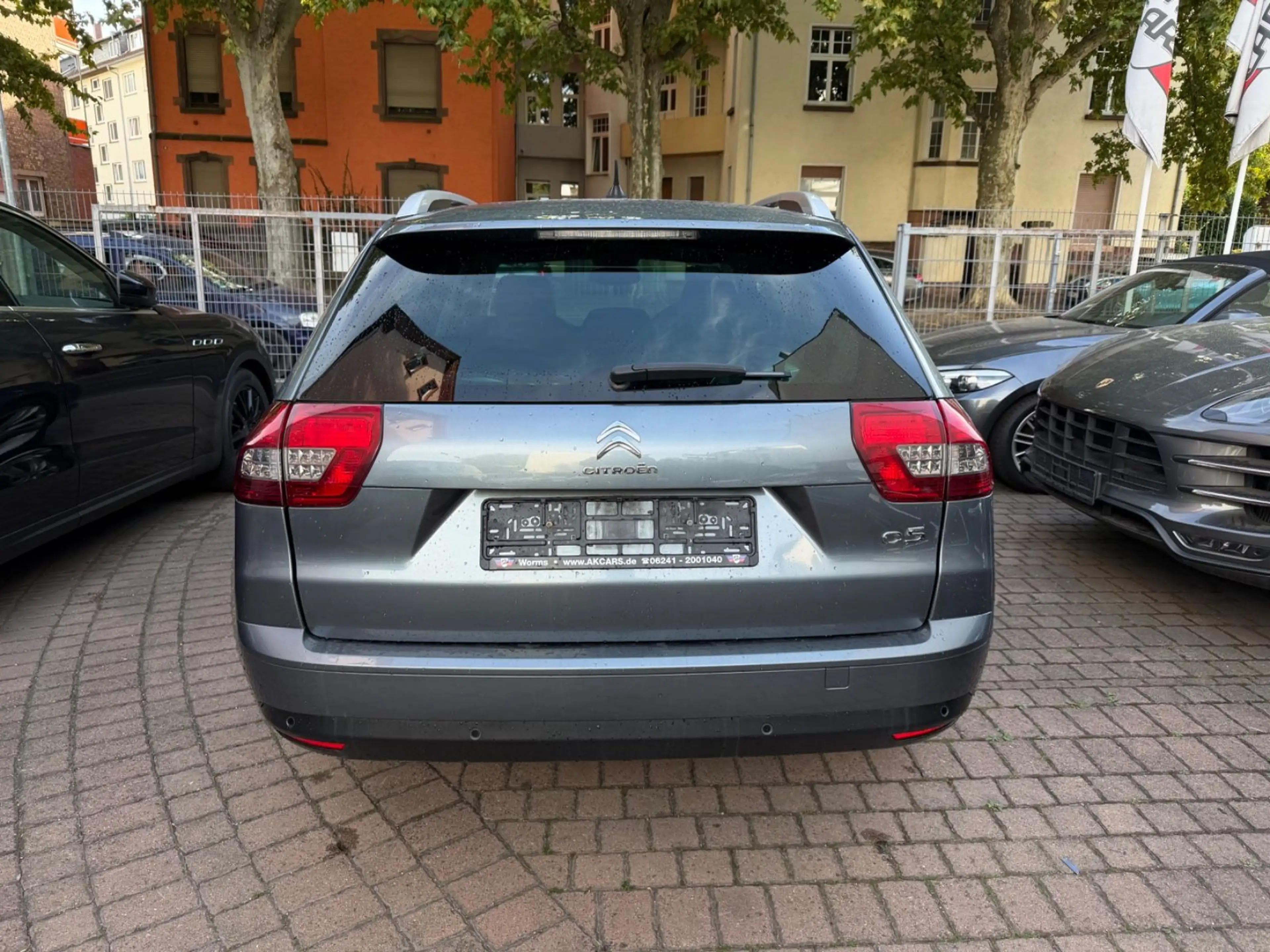 Citroen C5 Tourer Exclusive Bi-Xenon Leder Navi 2.Hand — photo 5