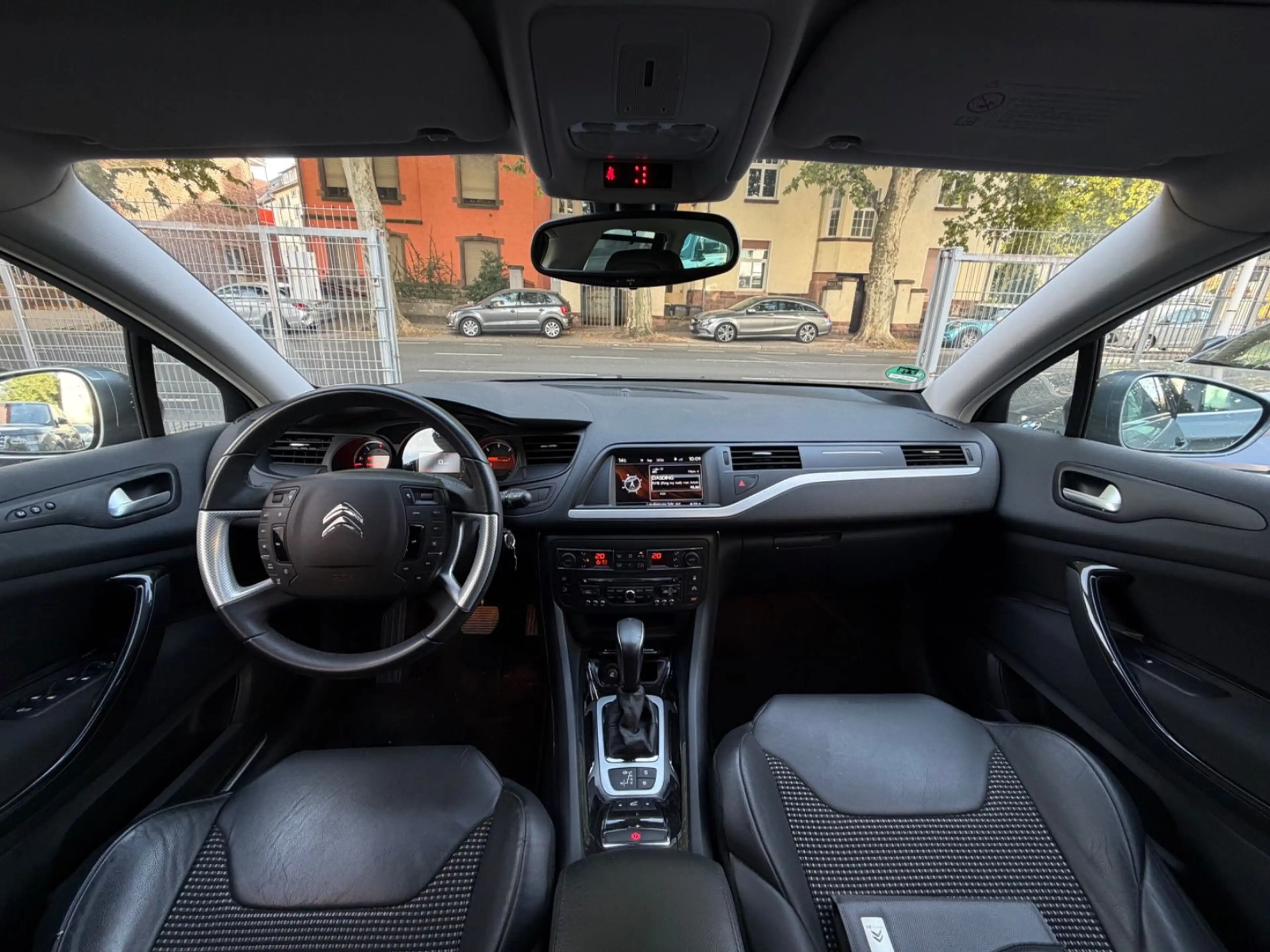 Citroen C5 Tourer Exclusive Bi-Xenon Leder Navi 2.Hand — photo 11