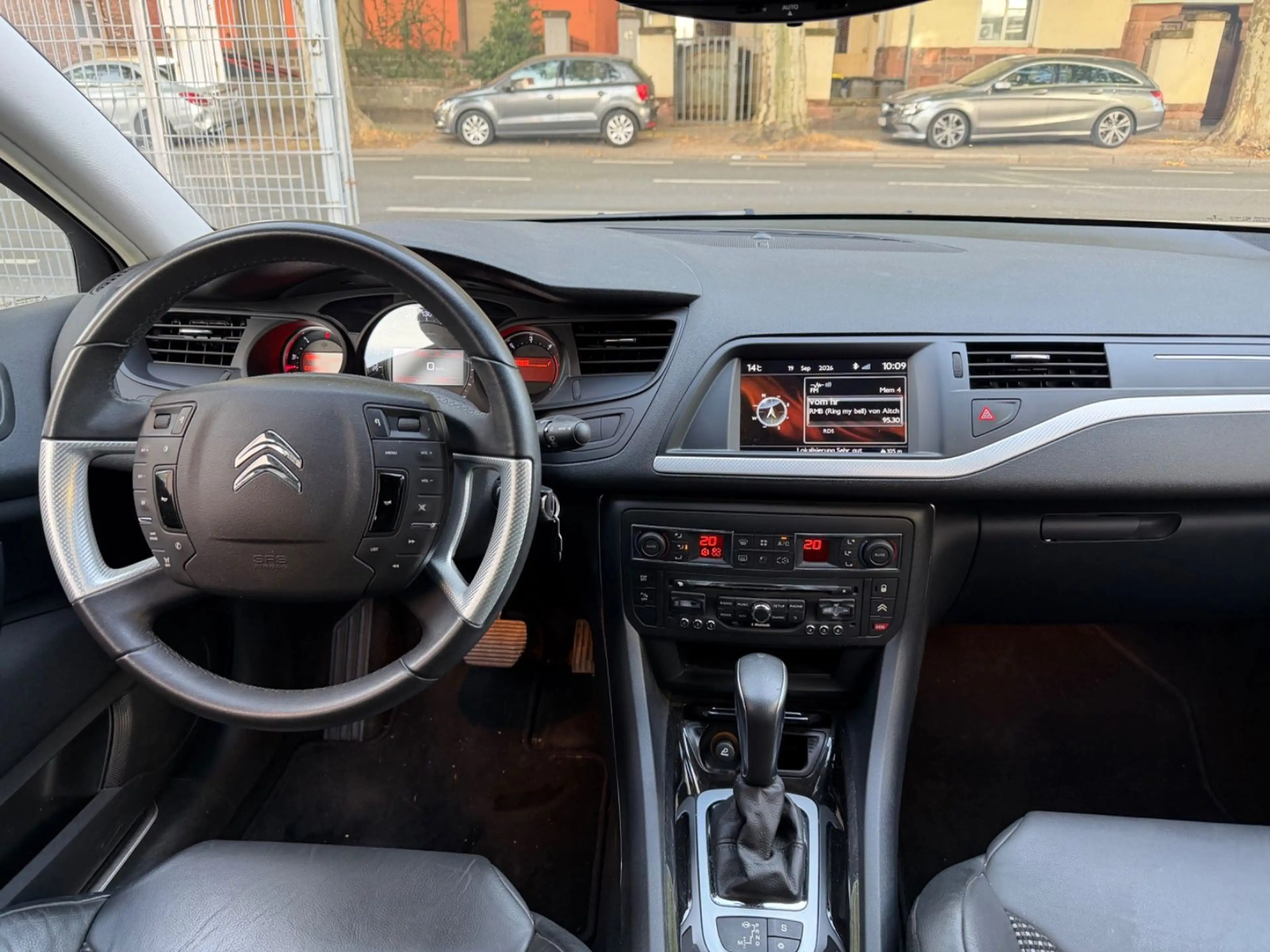 Citroen C5 Tourer Exclusive Bi-Xenon Leder Navi 2.Hand — photo 12