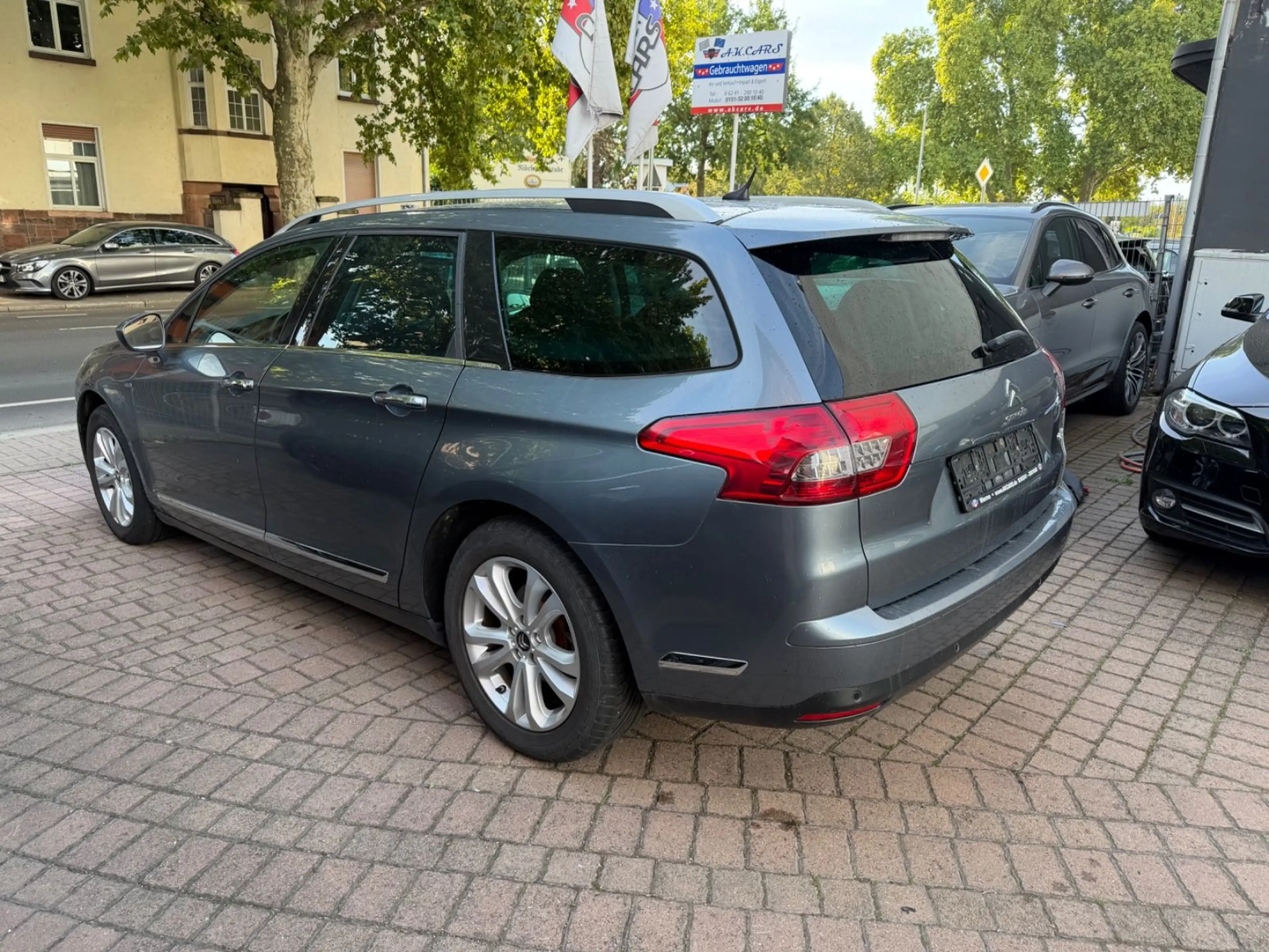 Citroen C5 Tourer Exclusive Bi-Xenon Leder Navi 2.Hand — photo 6