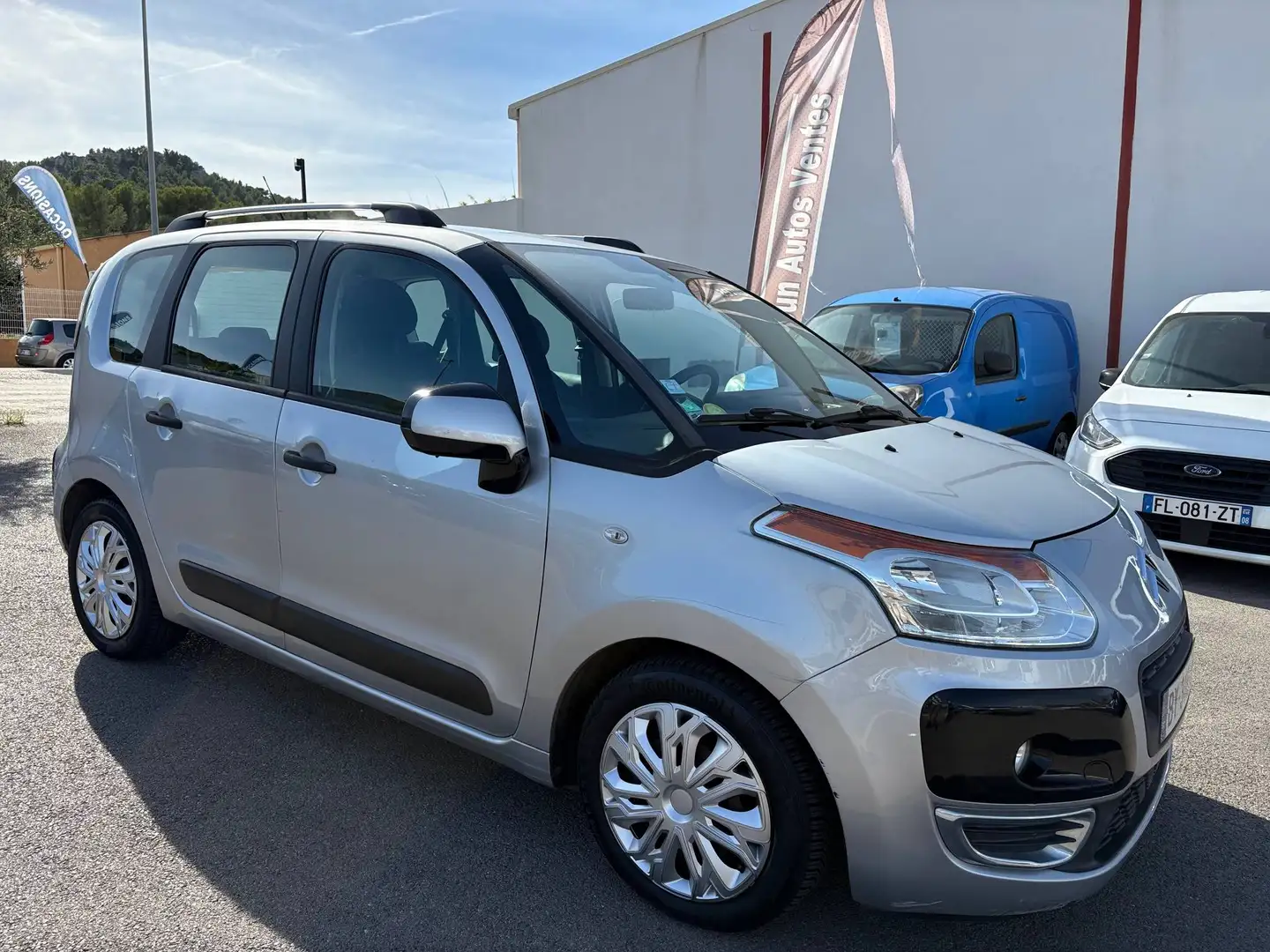 Citroen C3 Picasso 1.6 HDi90 Confort Grau - 2