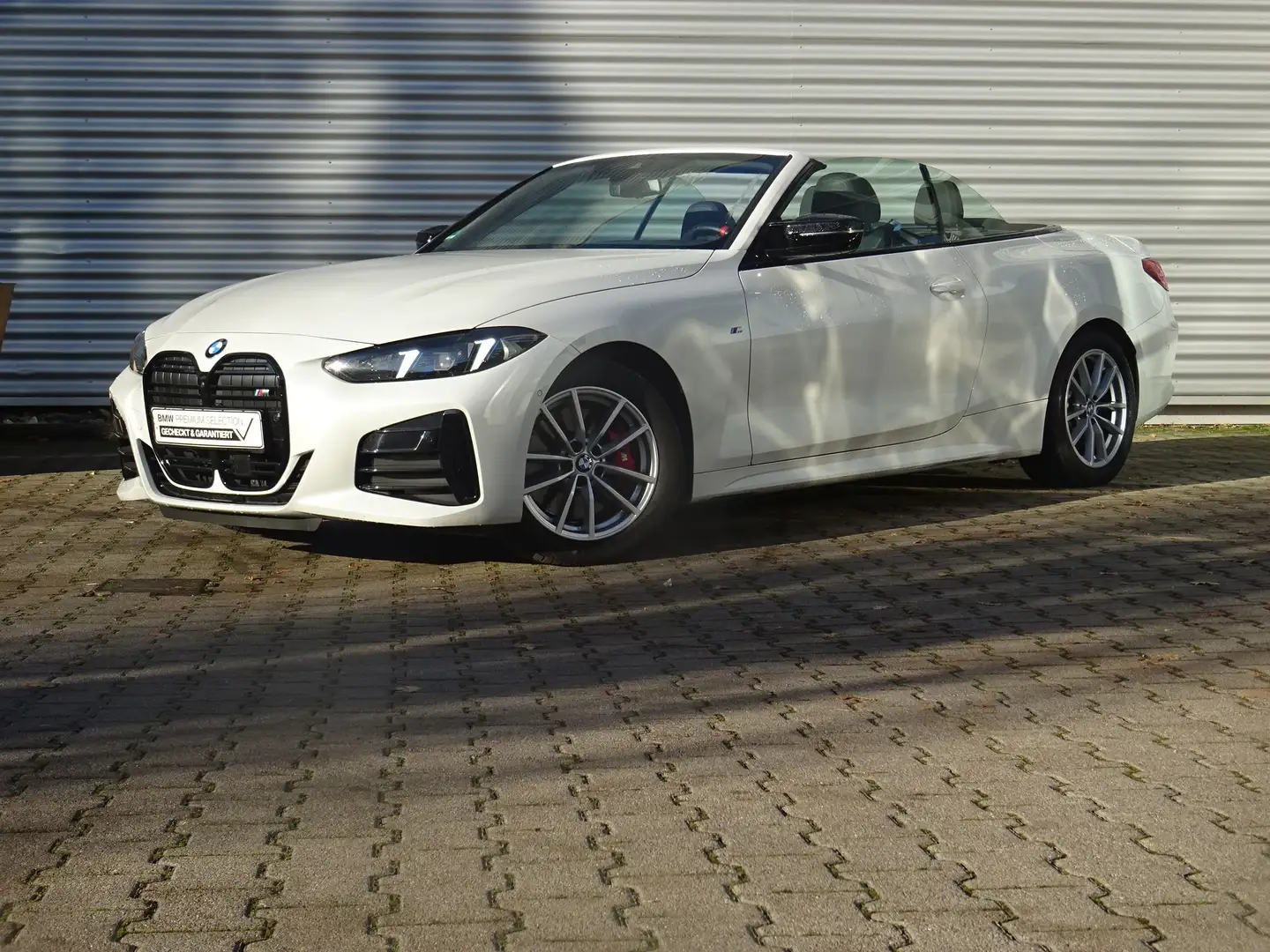 BMW 440 Mi xDrive Cabrio Standheizung ACC 360° h/k SH Weiß - 2