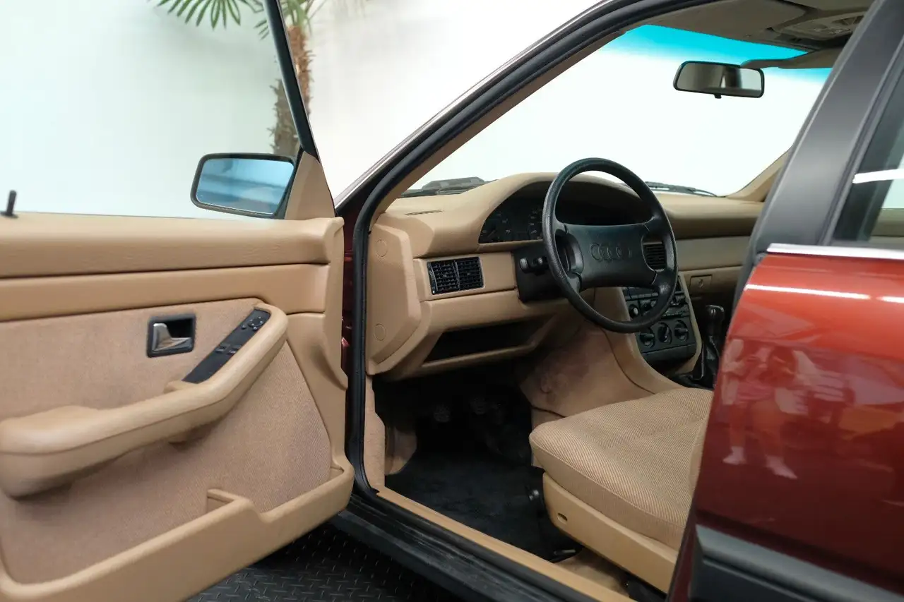 Audi 100 2.3/H-ZULASSUNG/WENIG KM/ORIGINAL/TÜV, foto 12