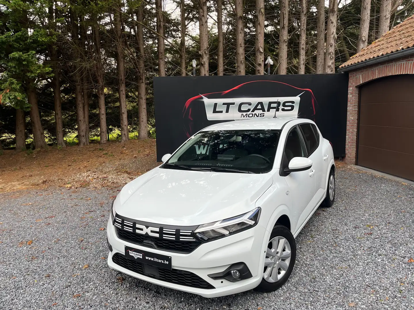 Dacia Sandero Sandero 1.0 TCe // Boîte automatique // Blanc - 1