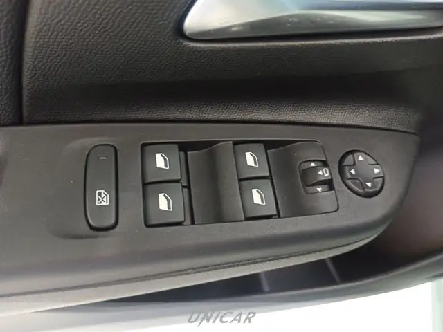 Opel Corsa view 12
