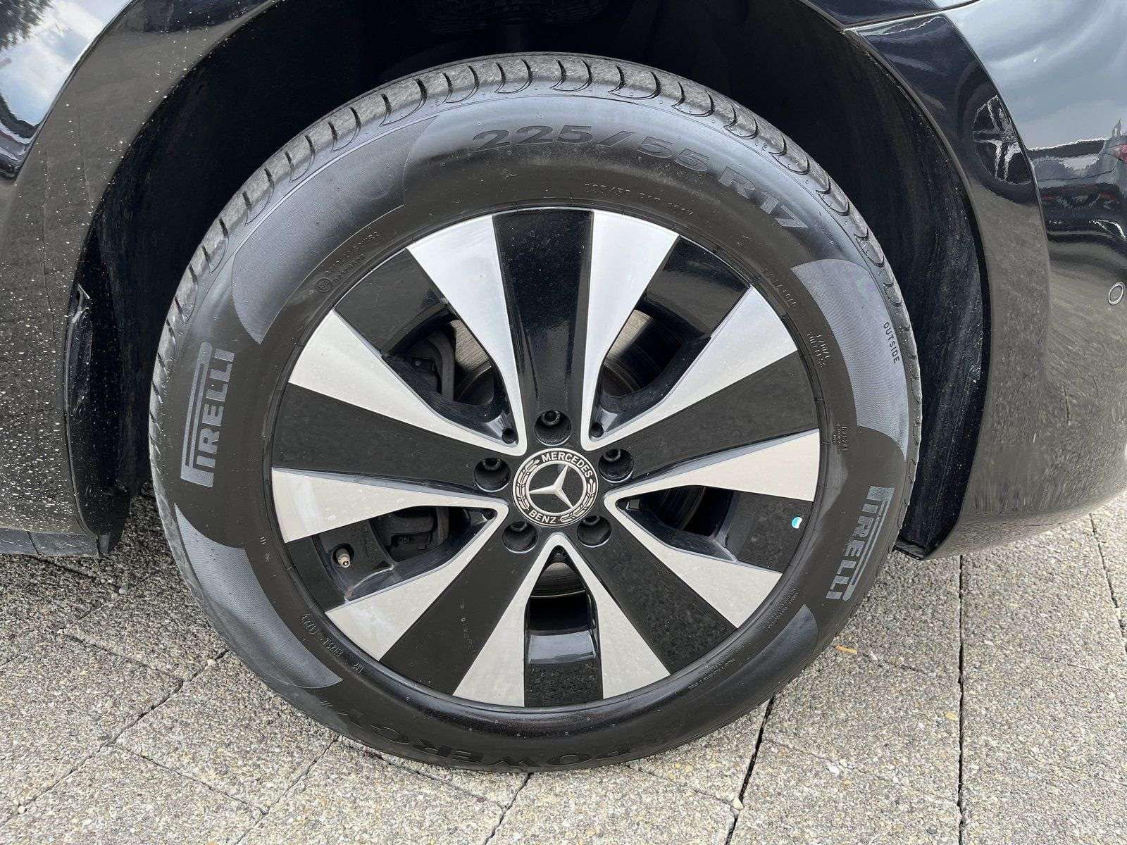 Mercedes-Benz V 250