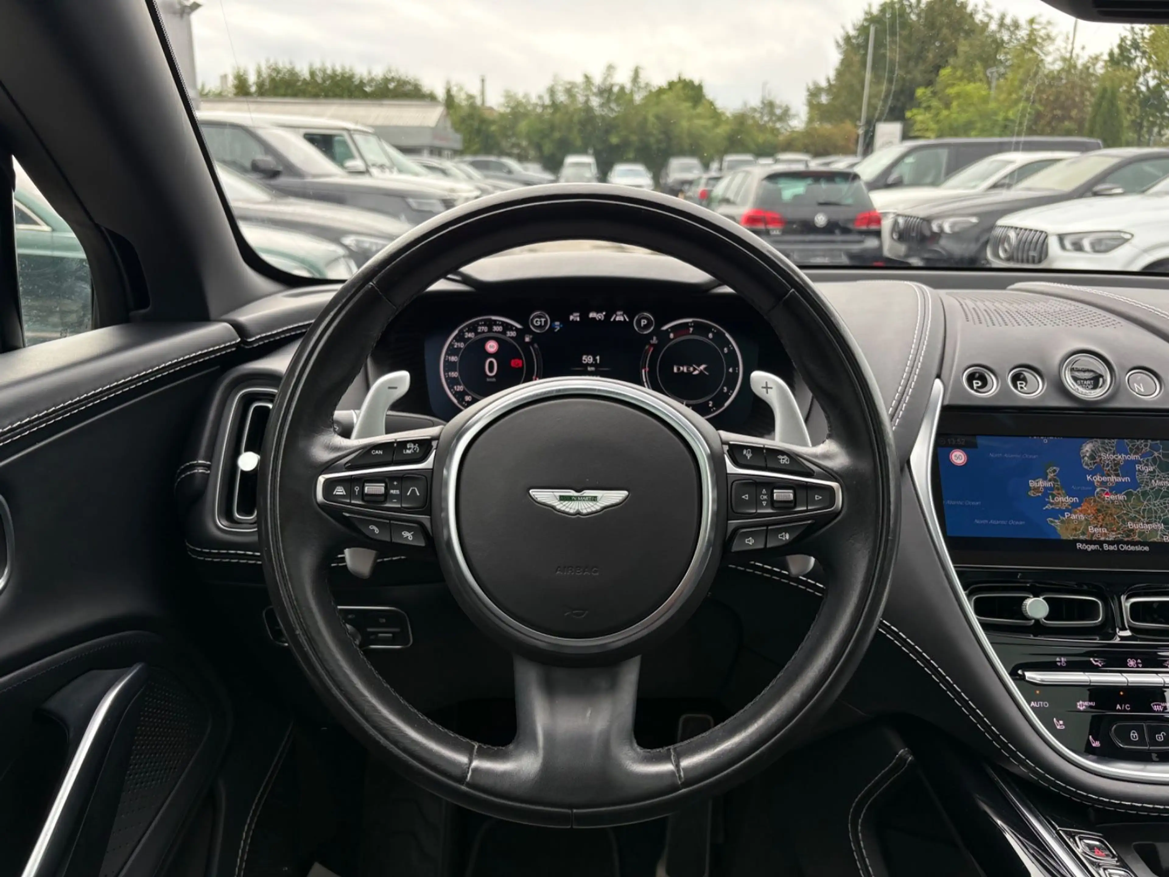 Aston Martin DBX 4.0 V8 * Deutsches Fzg * 1 Hand* 23 Zoll Alu — photo 10