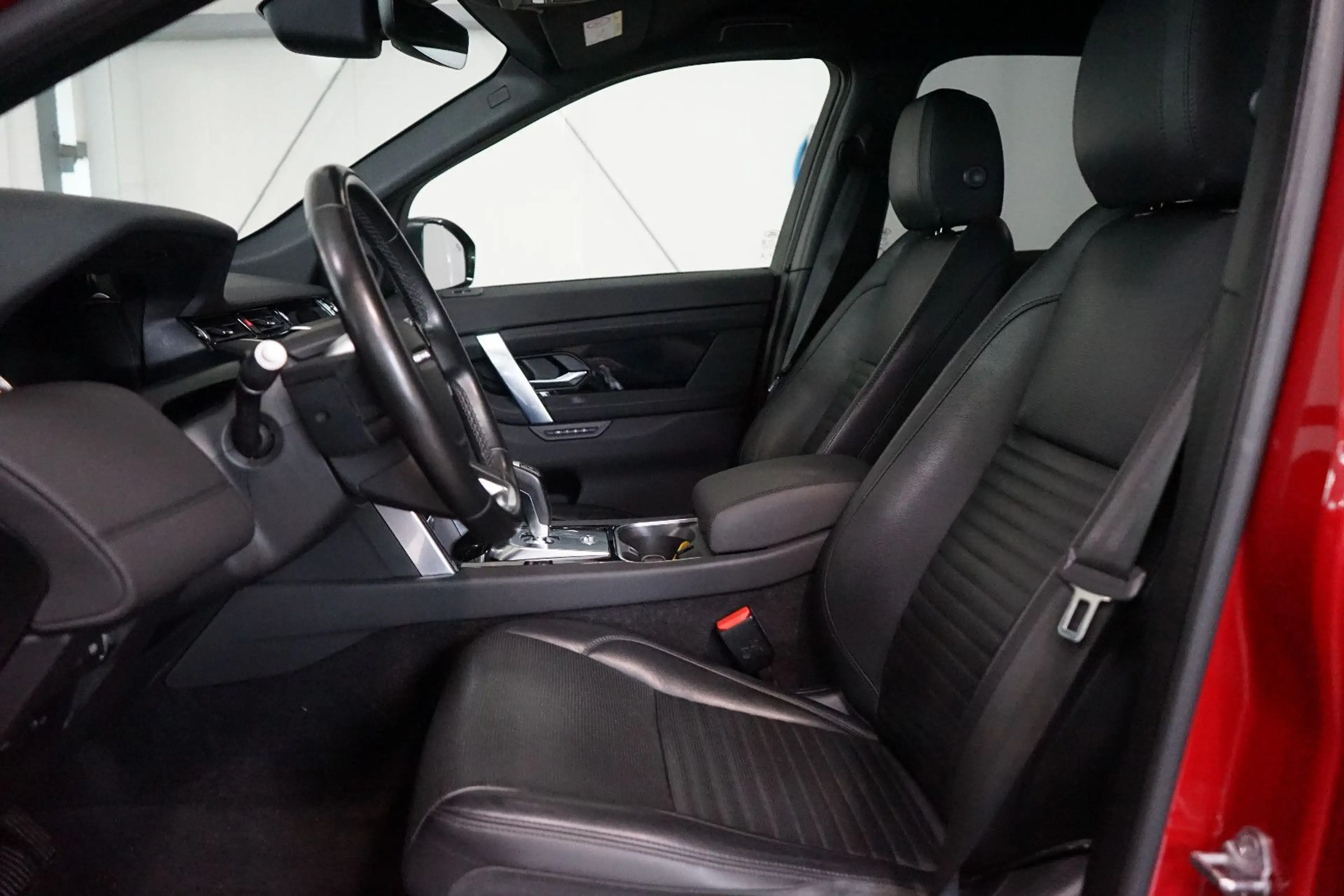 Land Rover Discovery Sport D180 SE AWD 7-Sitzer+Pano+ACC — photo 13
