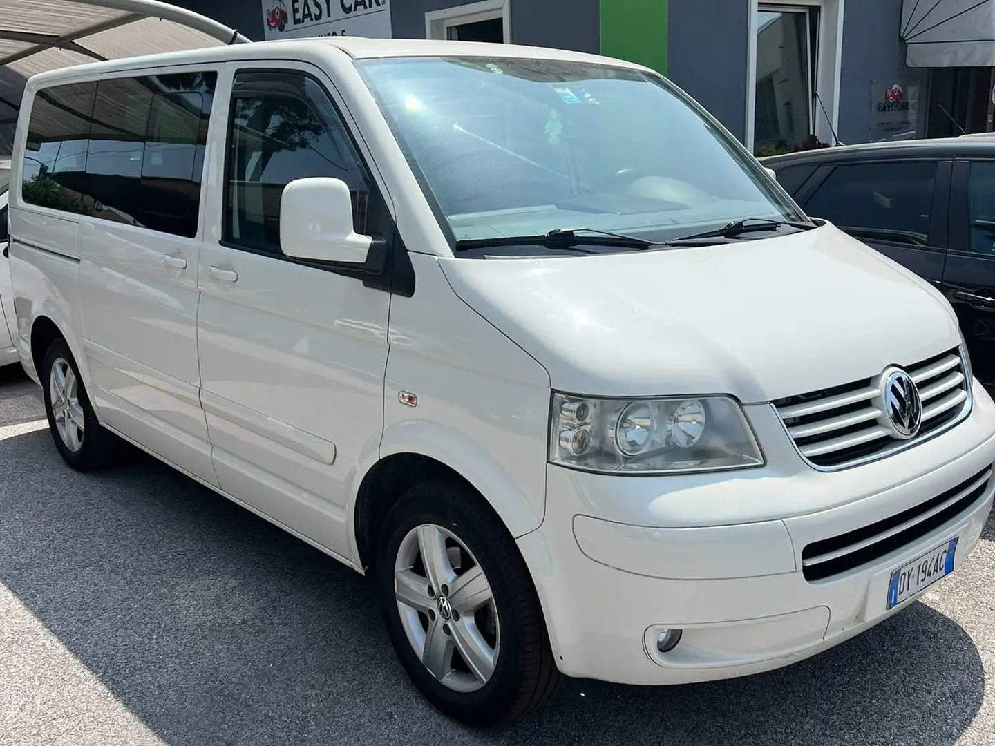 Volkswagen T5 Multivan 2.5 tdi Comfortline climatronic 130cv Bianco - 2