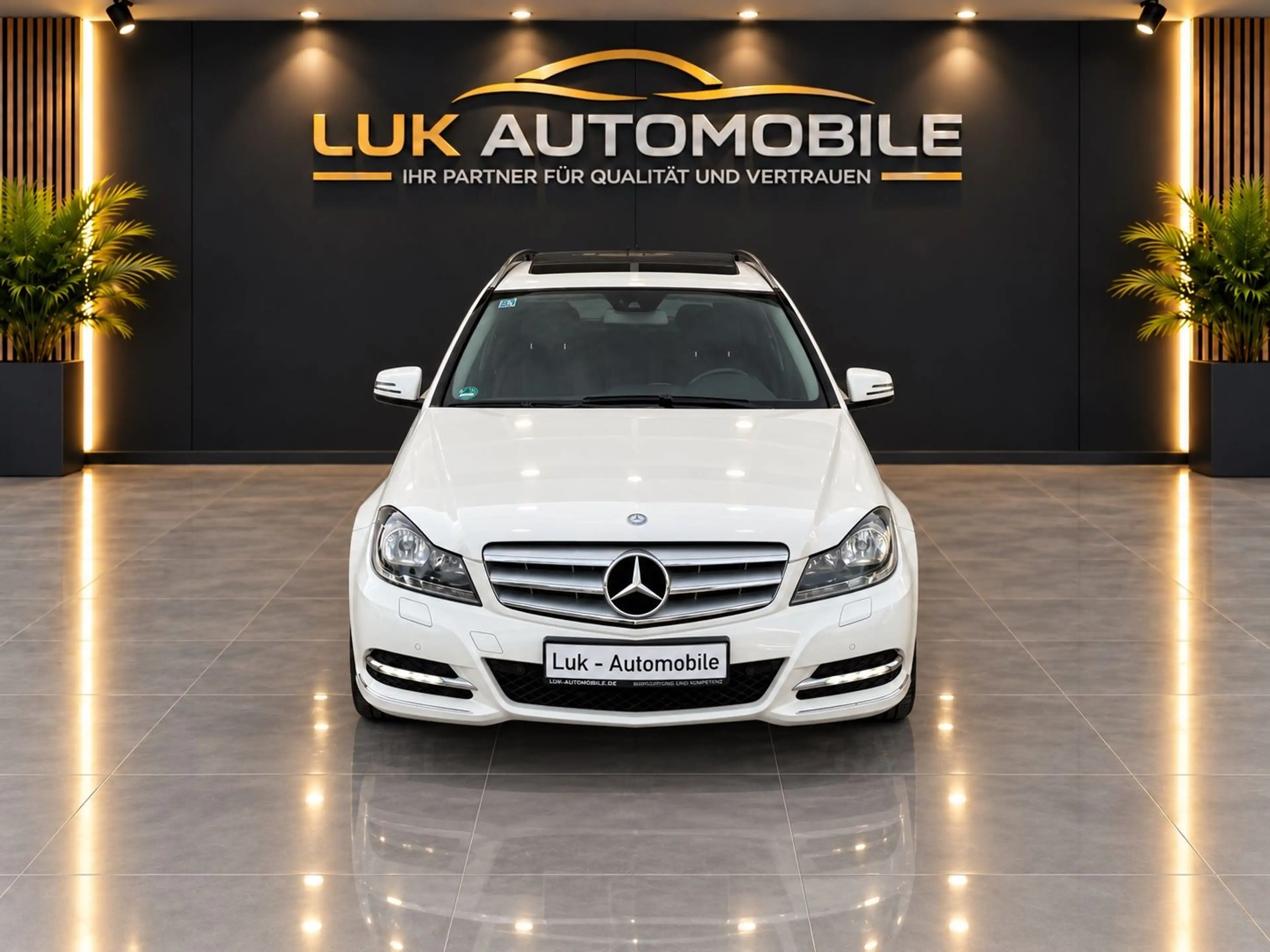Mercedes-Benz C 350 C T-Modell C 350 CGI BlueEfficiency