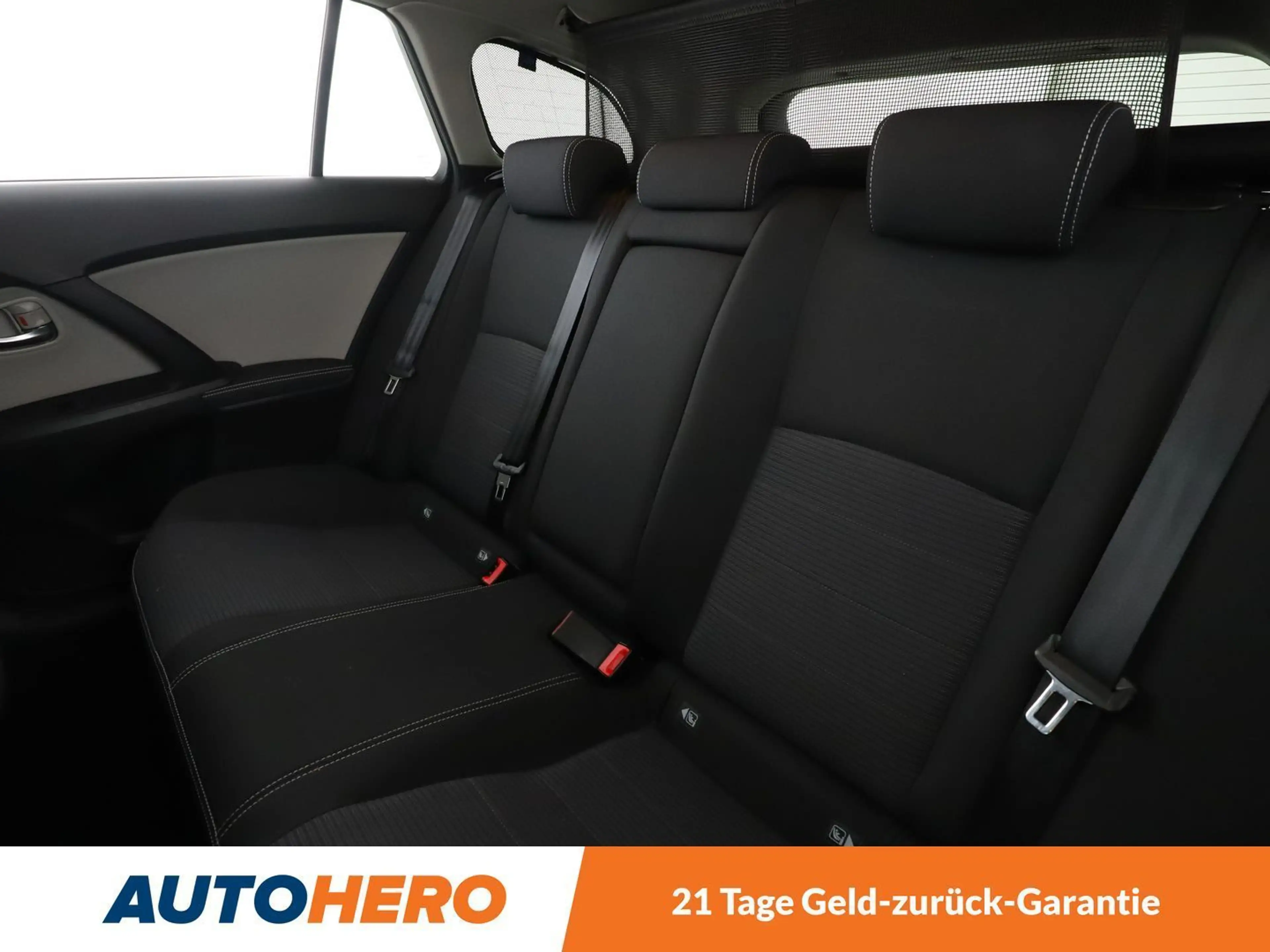 Toyota Avensis 1.8 Team D Aut*NAVI*LED*TEMPO*CAM*SHZ*KLIMA* — photo 14