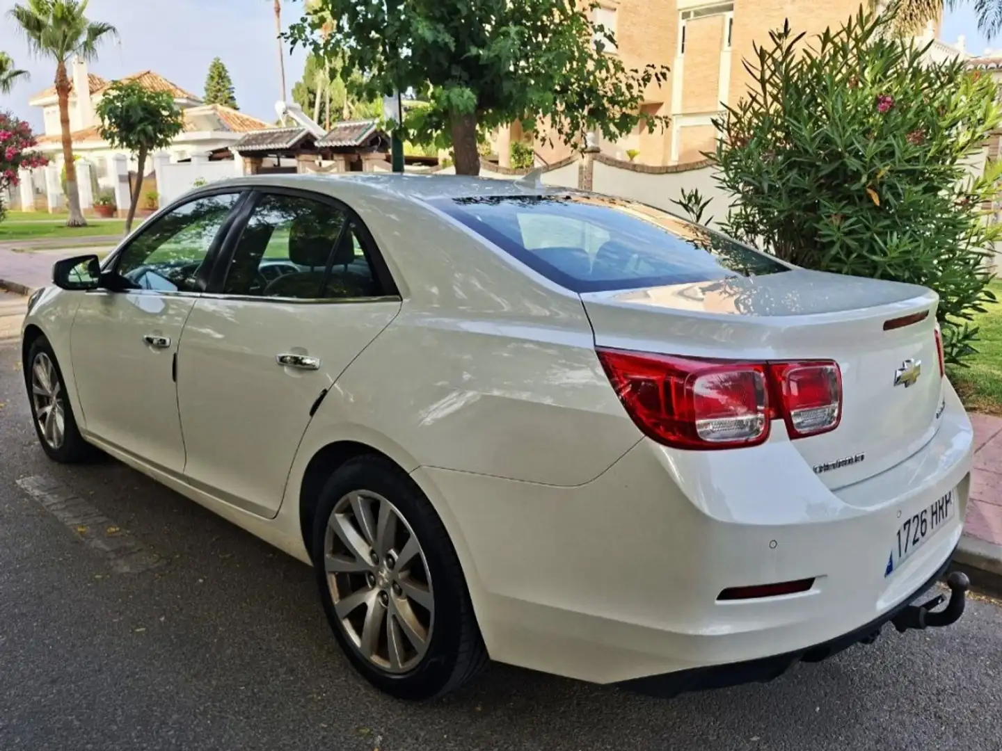Chevrolet Malibu Berlina Automático de 4 Puertas Blanc - 2