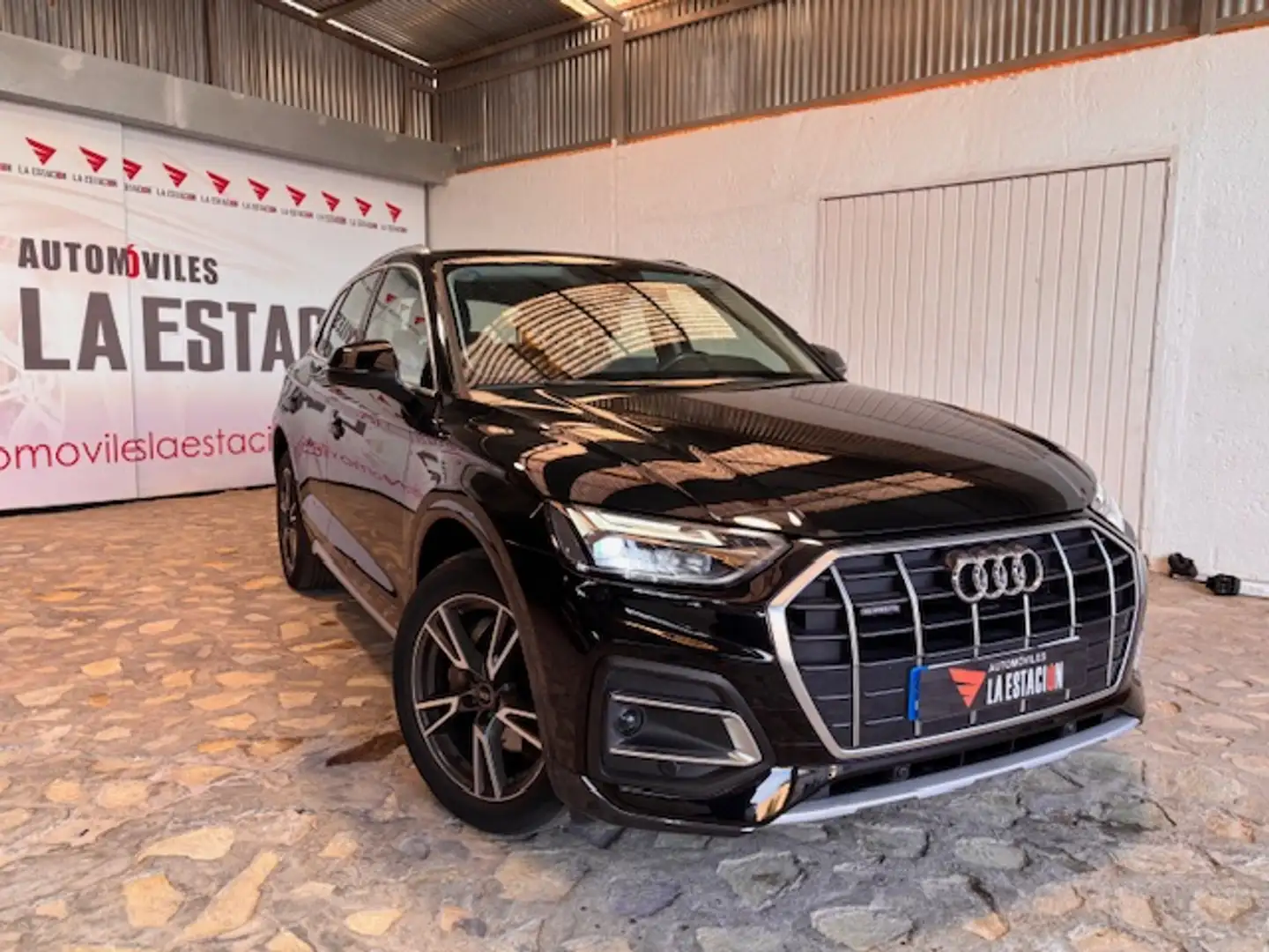 Audi Q5 40 TDI quattro-ultra S tronic 150kW Negro - 2