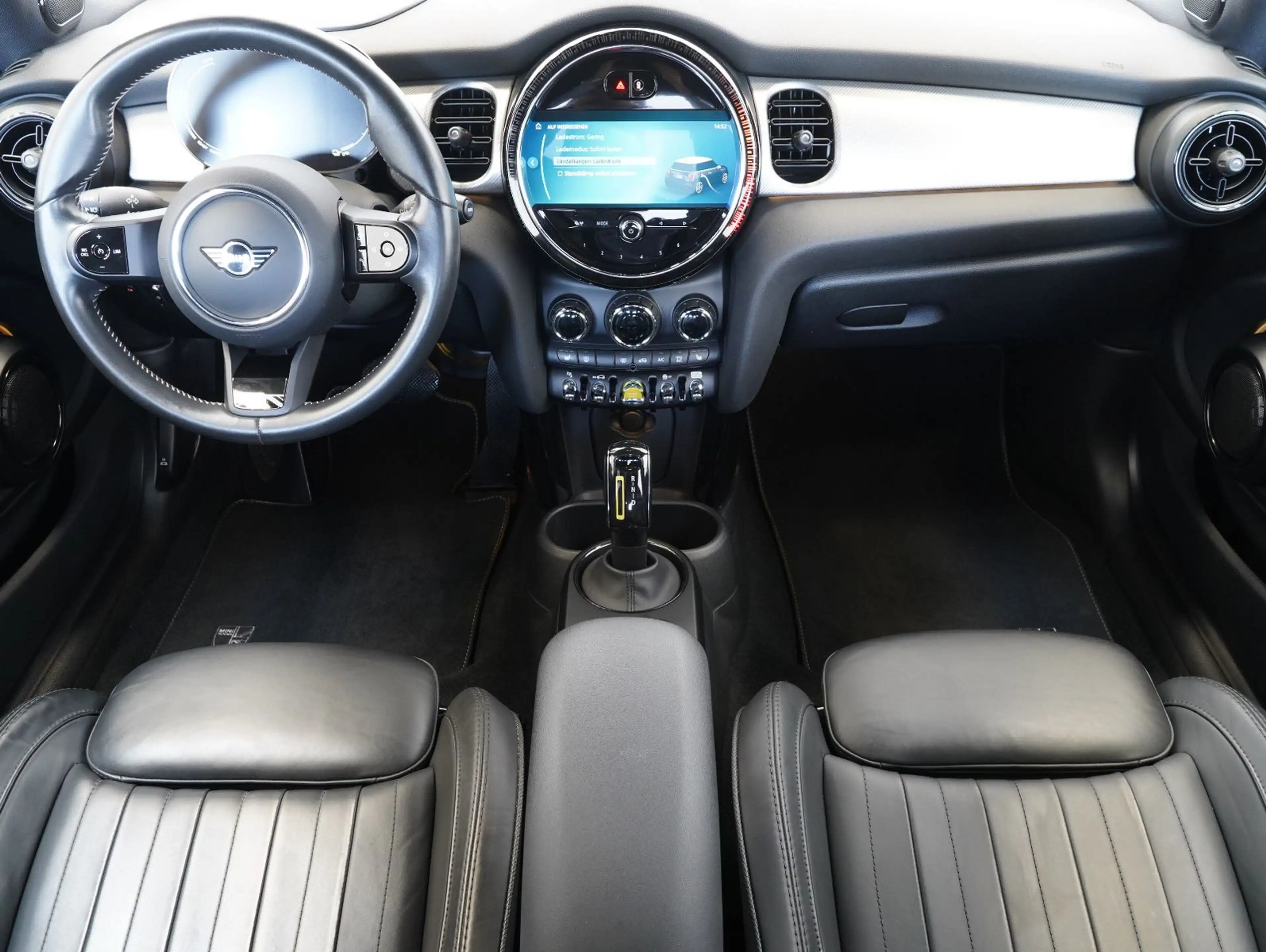 MINI Cooper SE Yours Trim LED/KEYLESS/HEADUP/LEDER — photo 7
