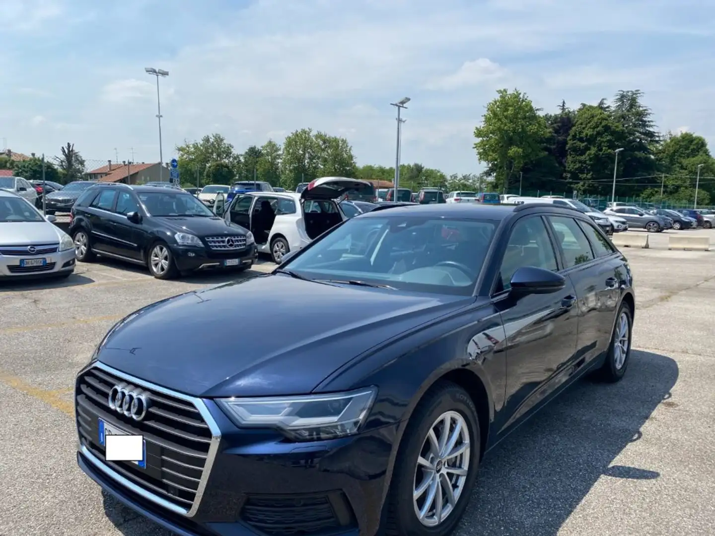 Audi A6 Avant 35 2.0 TDI S tronic Business Blu/Azzurro - 1
