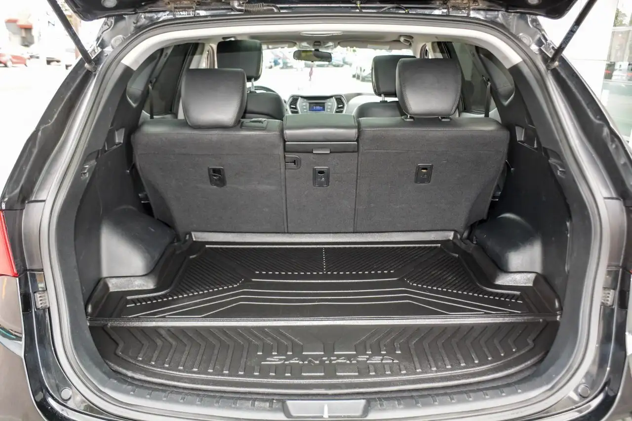 Hyundai SANTA FE снимка Hyundai SANTA FE